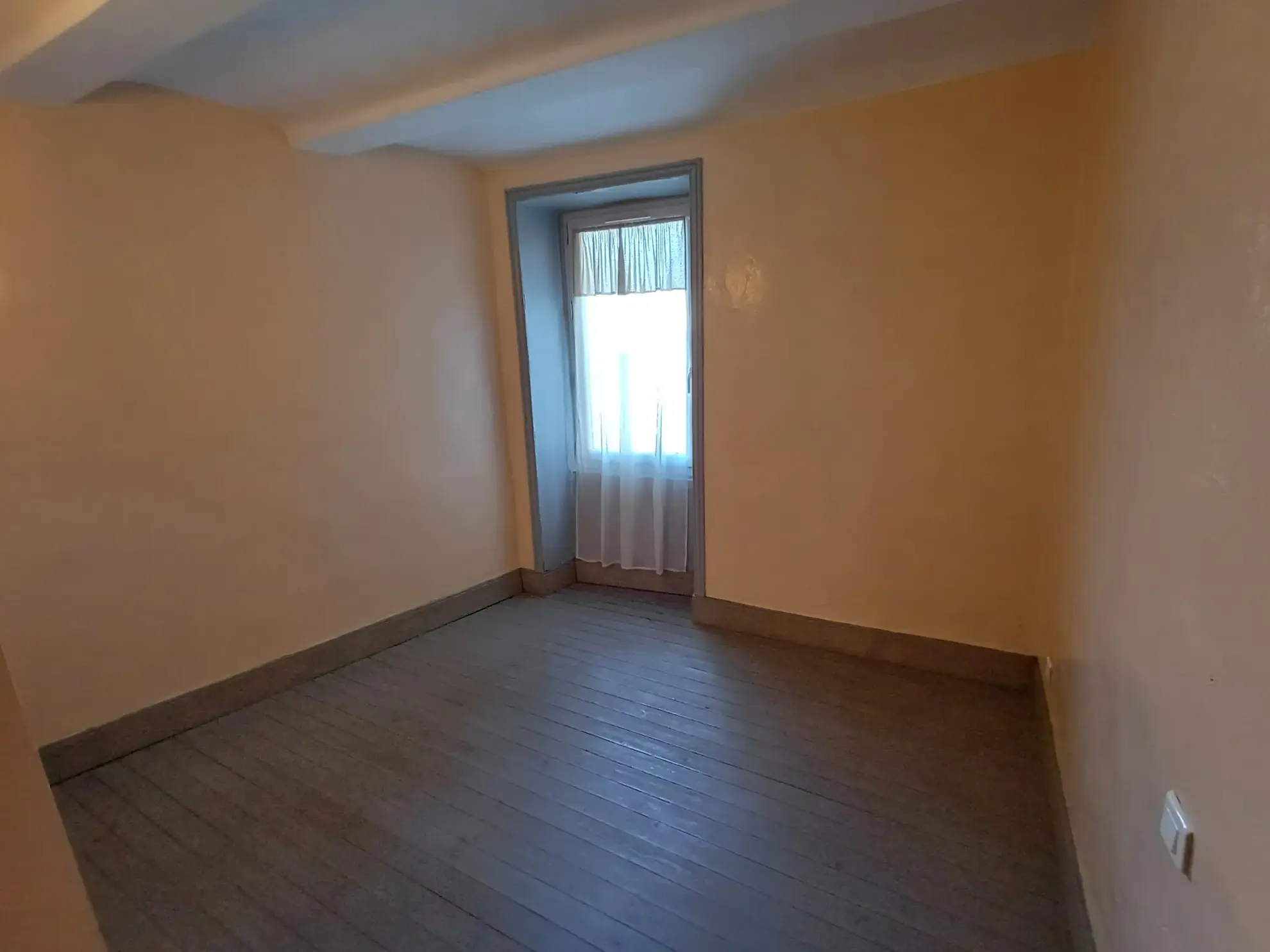 Maison de village rénovée avec terrasse à Voguë en Ardèche 