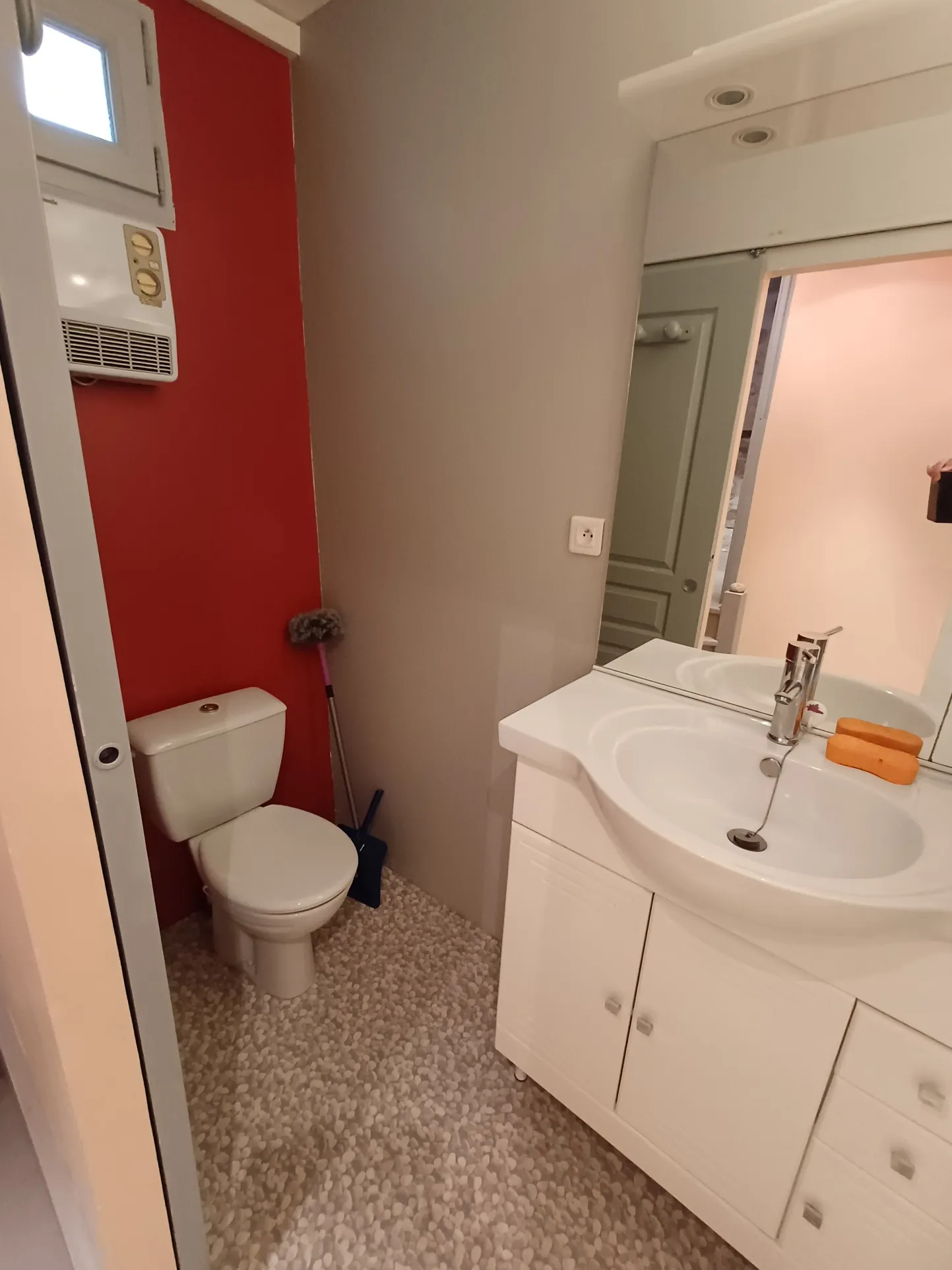 Maison de village rénovée avec terrasse à Voguë en Ardèche 