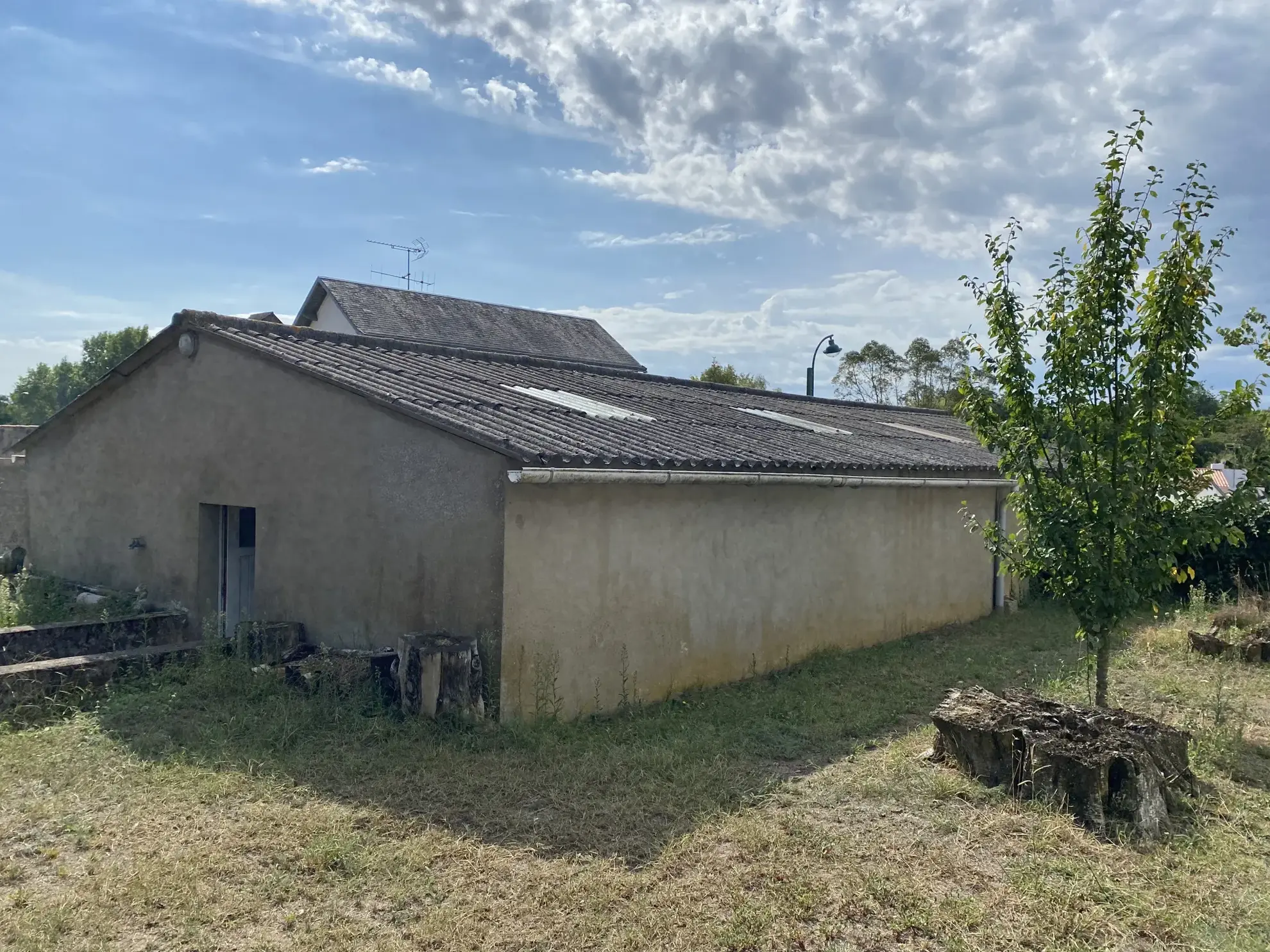 Maison familiale de 6 pièces avec grand jardin à Soullans 