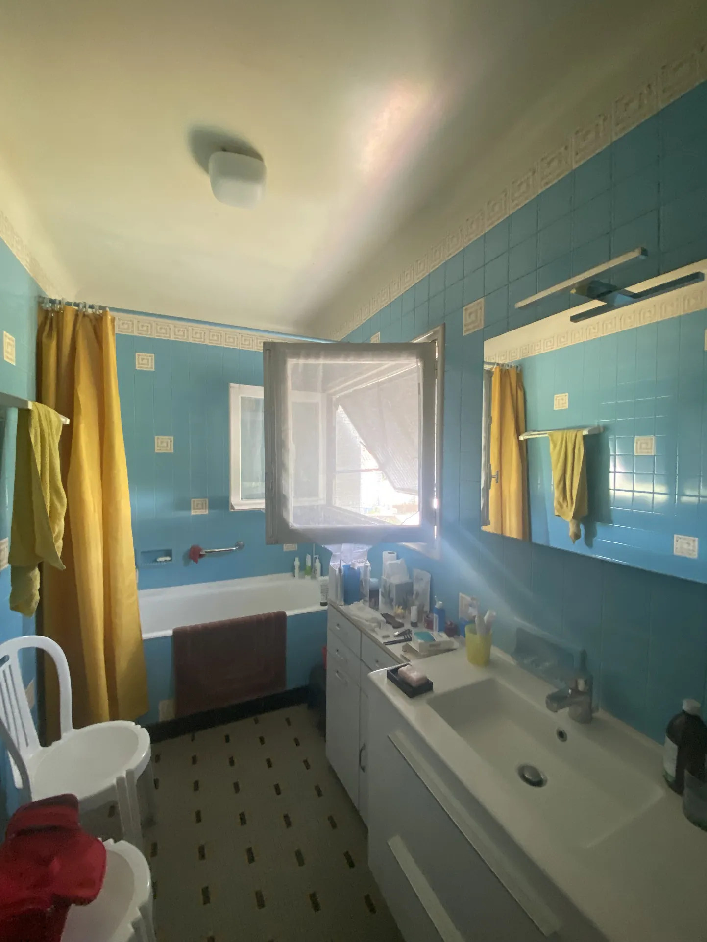 Maison familiale de 6 pièces avec grand jardin à Soullans 