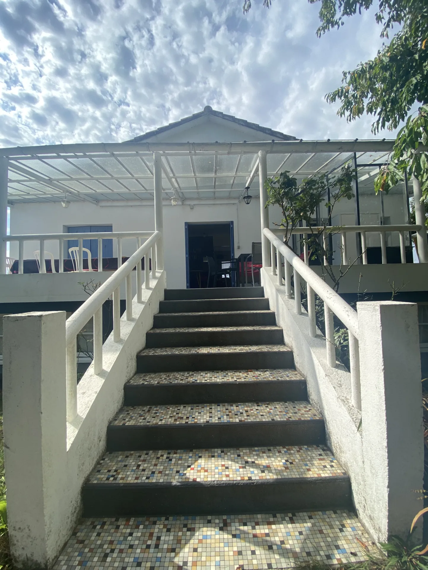 Maison familiale de 6 pièces avec grand jardin à Soullans 