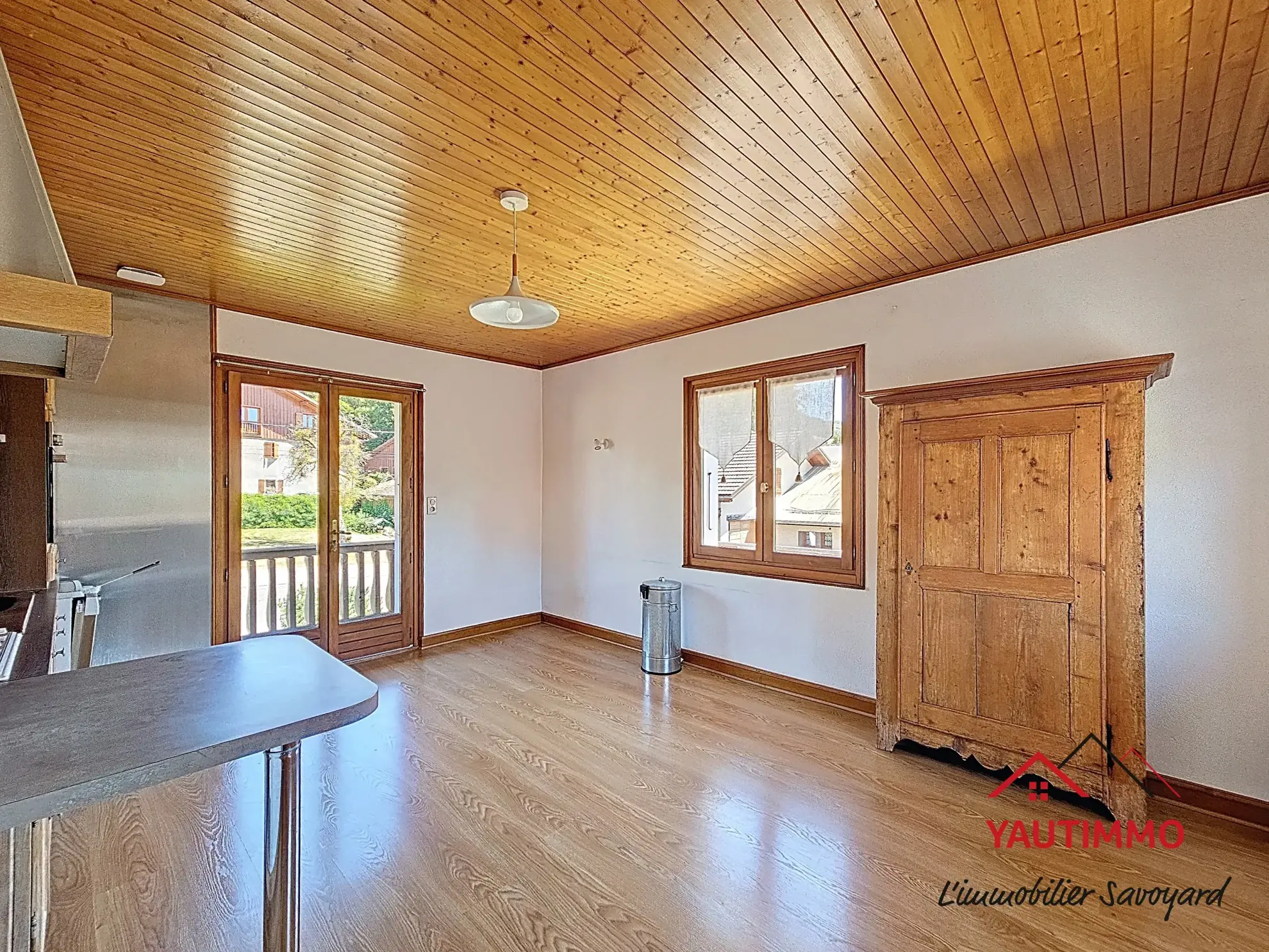 Maison à rénover avec vue sur les montagnes à Villard, Haute-Savoie 