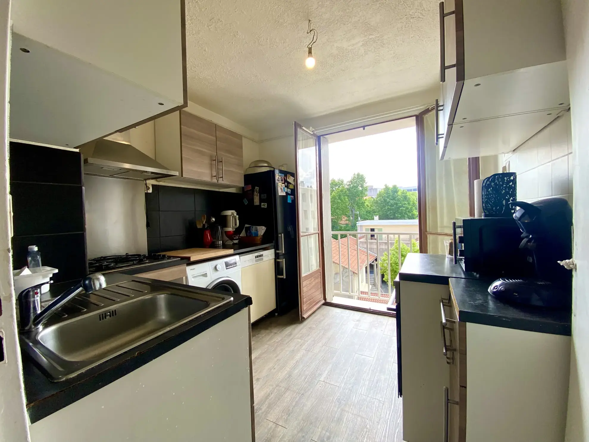 Appartement T3/4 lumineux avec balcon à Marseille 13004 