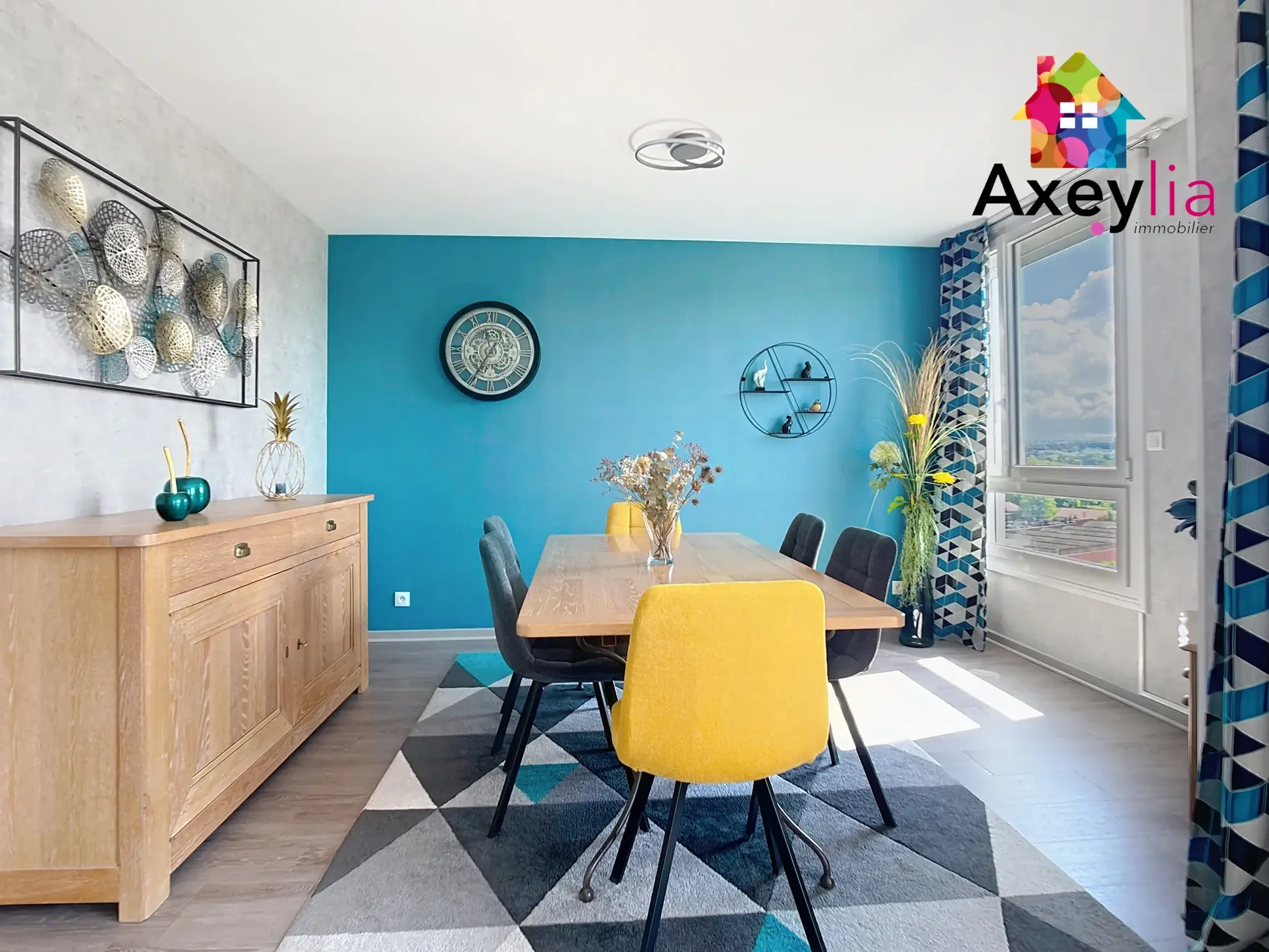 Appartement T6 avec vue panoramique à Roanne - Garage et stationnement privé 