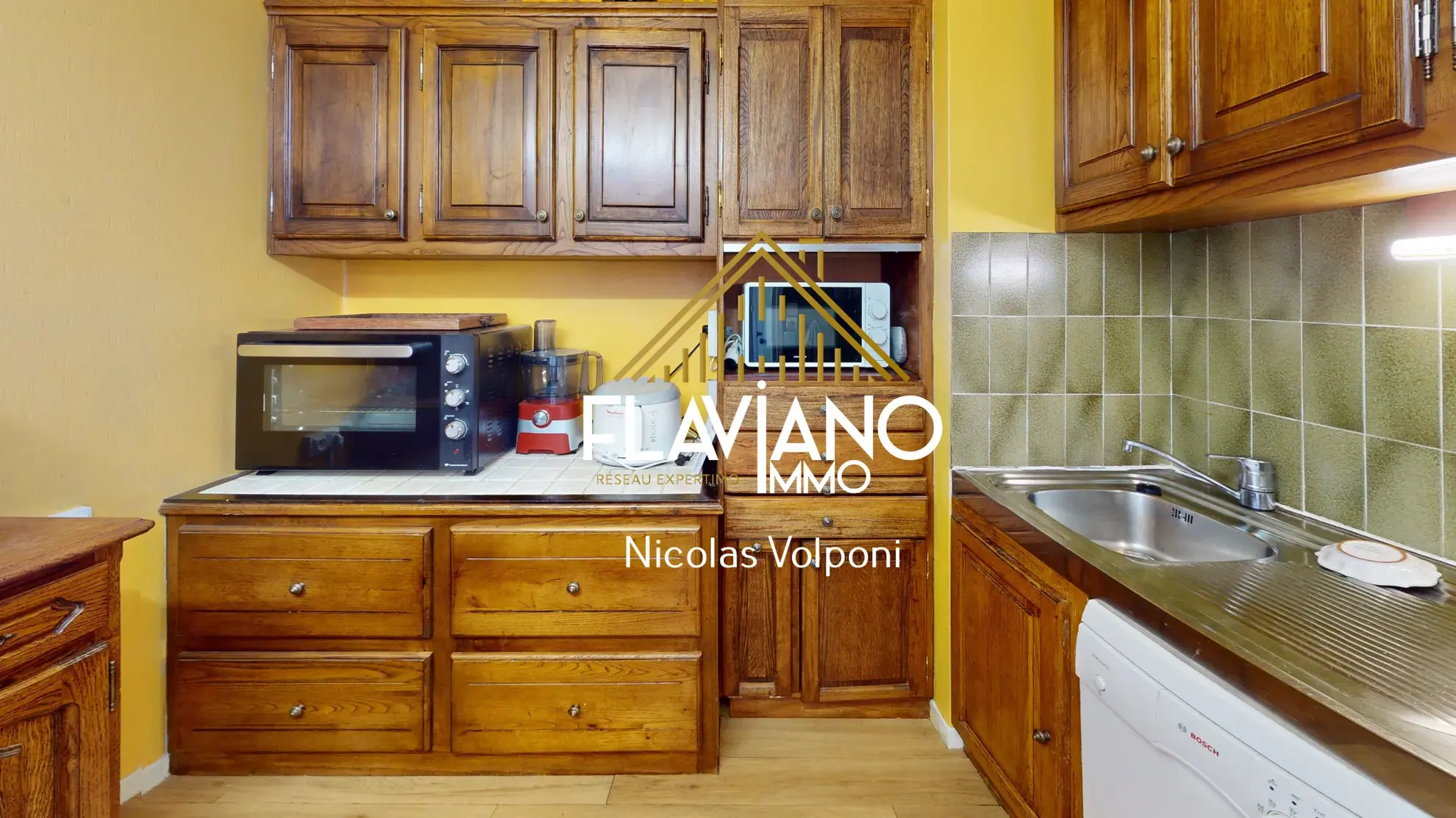 Appartement T2 à vendre au Sauze avec vue montagne et parking privé 