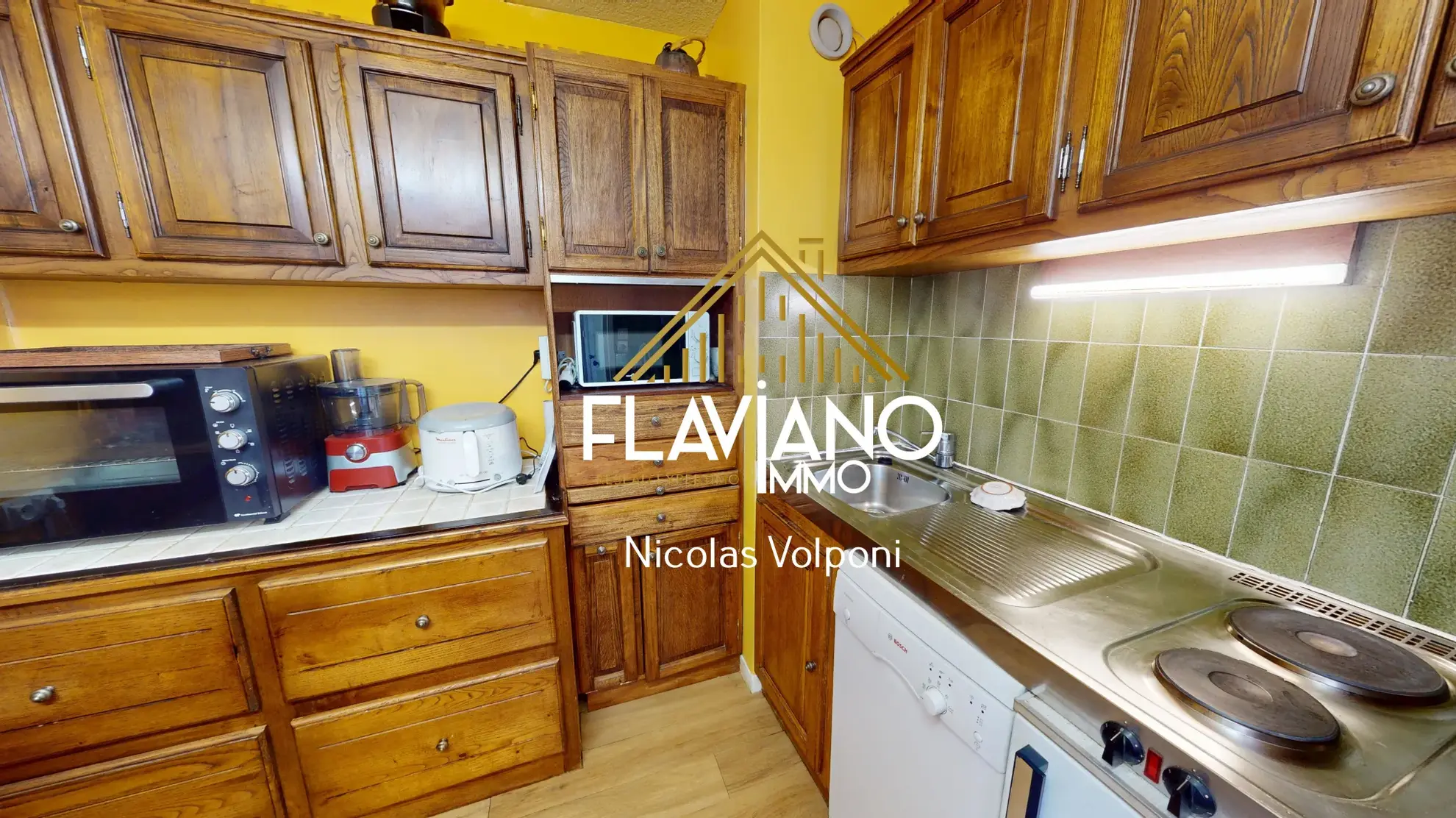 Appartement T2 à vendre au Sauze avec vue montagne et parking privé 