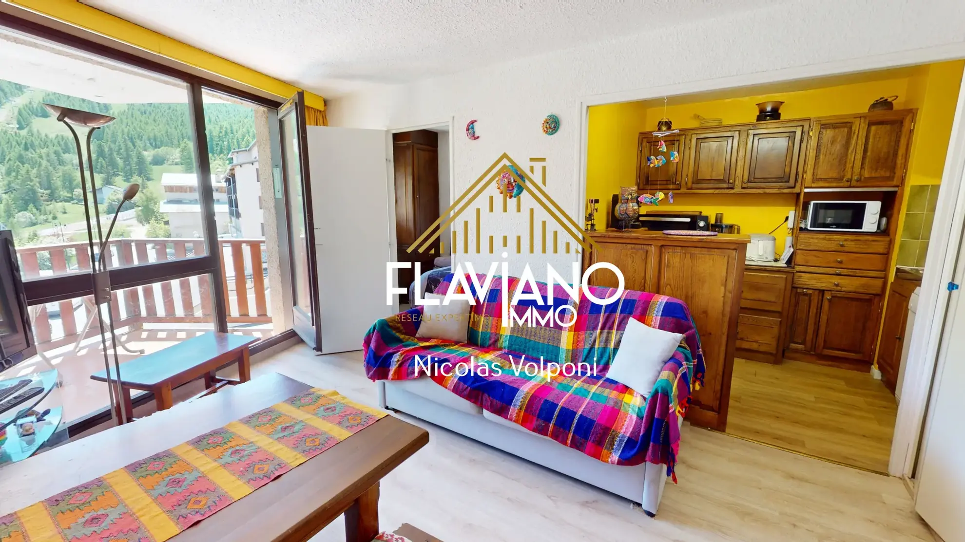 Appartement T2 à vendre au Sauze avec vue montagne et parking privé 