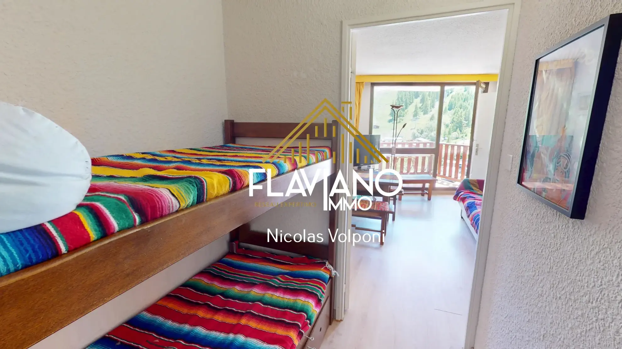 Appartement T2 à vendre au Sauze avec vue montagne et parking privé 