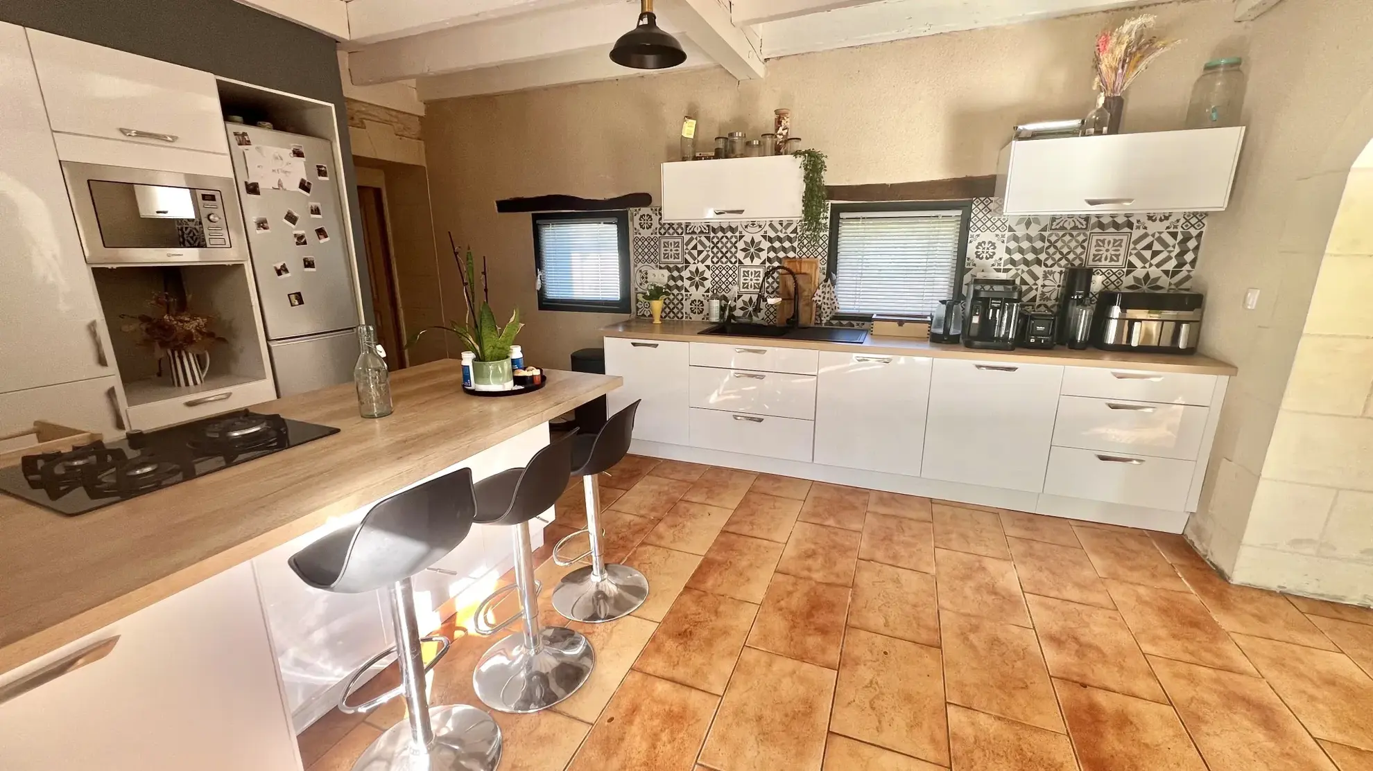 Charmante maison ancienne avec jardin à Villemoisan, 2 chambres, proche Angers 