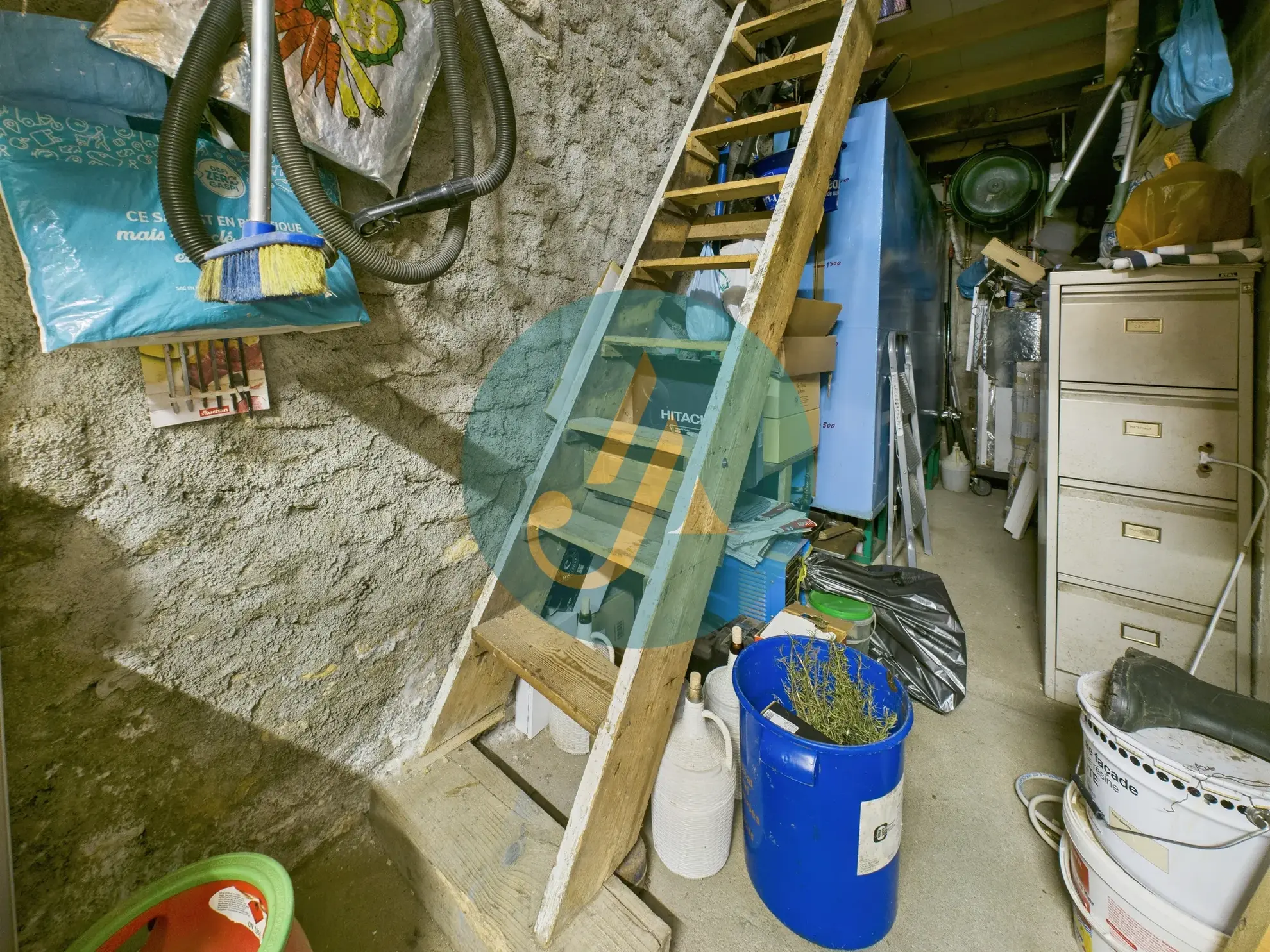 Charmante maison de 138m² avec 4 chambres et dépendances à Suilly-la-Tour 