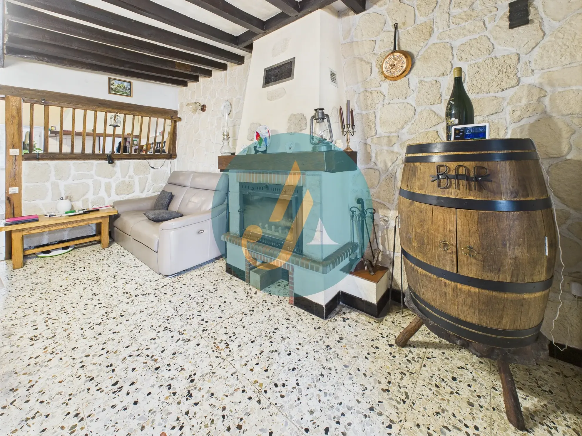 Charmante maison de 138m² avec 4 chambres et dépendances à Suilly-la-Tour 