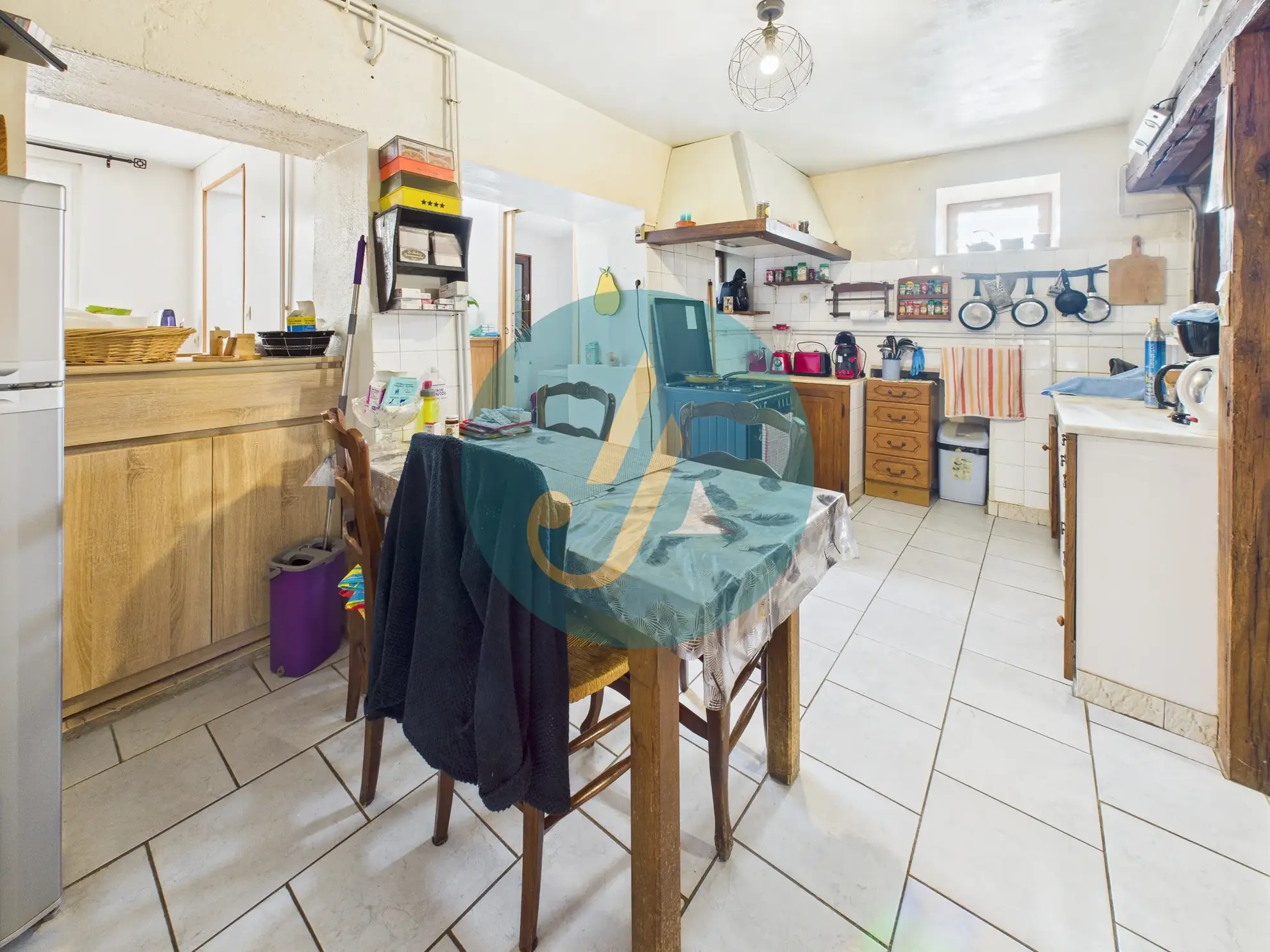 Charmante maison de 138m² avec 4 chambres et dépendances à Suilly-la-Tour 