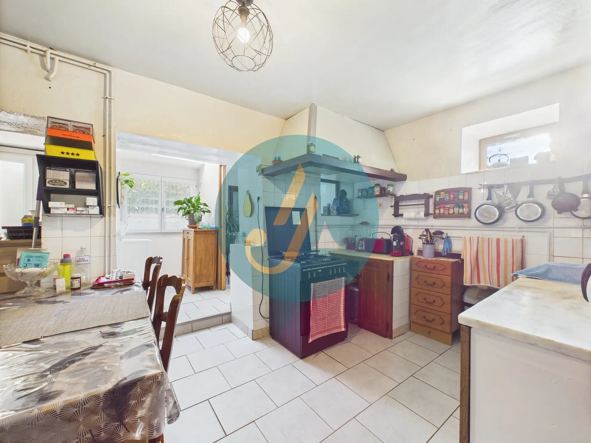 Charmante maison de 138m² avec 4 chambres et dépendances à Suilly-la-Tour 