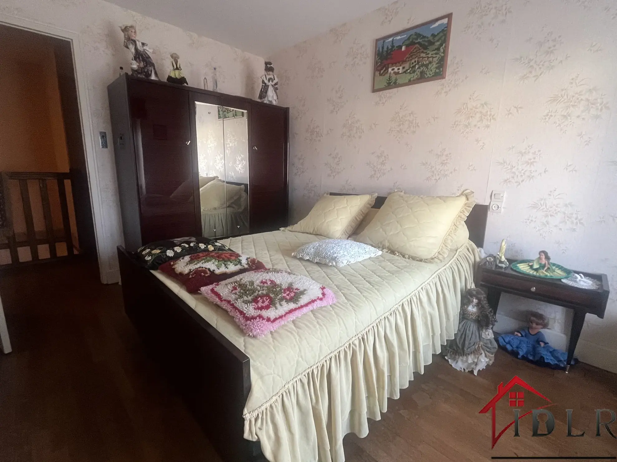 Ancienne ferme à Ravennefontaine - Terrain clos et dépendances pour projets ou habitation 