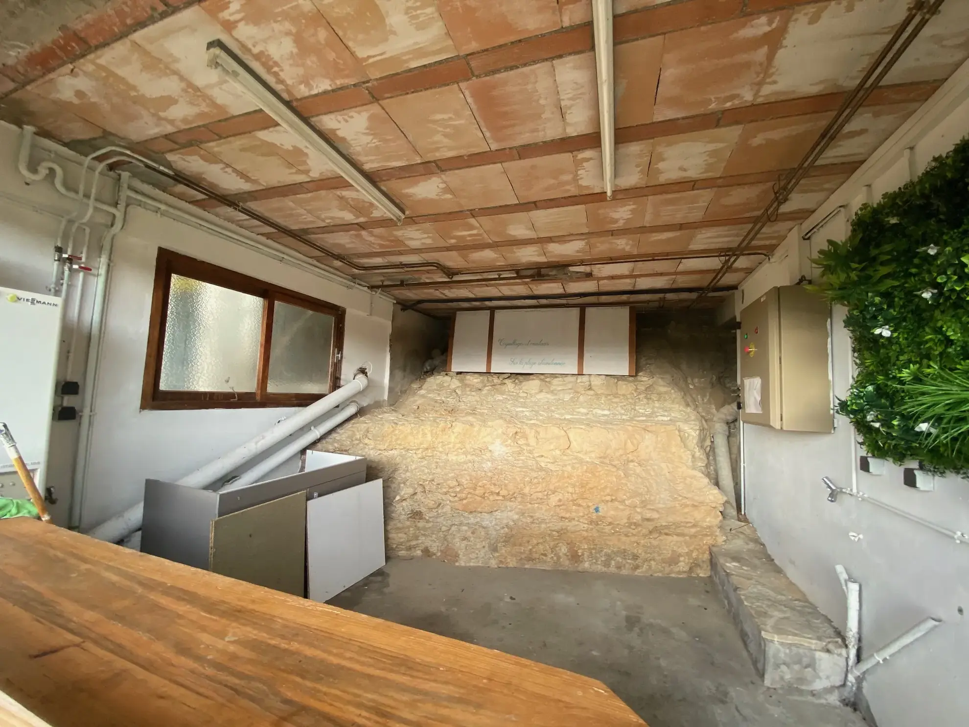 Appartement T3 à rénover avec jardin, chambres d'hôtes et vue vallée à Puy-l'Évêque 