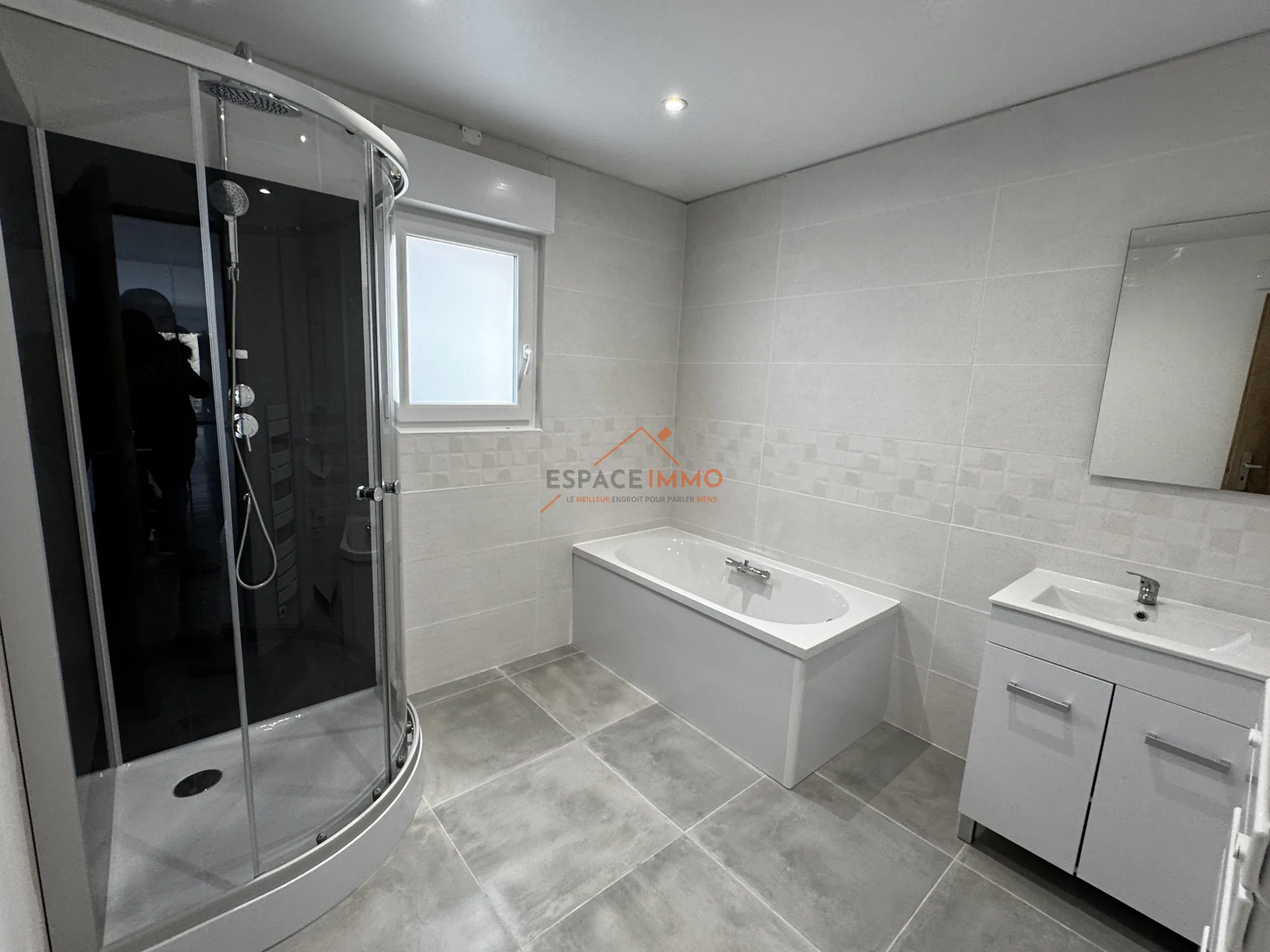 Pavillon individuel récent à Wallers - Maison moderne avec jardin et terrasse 