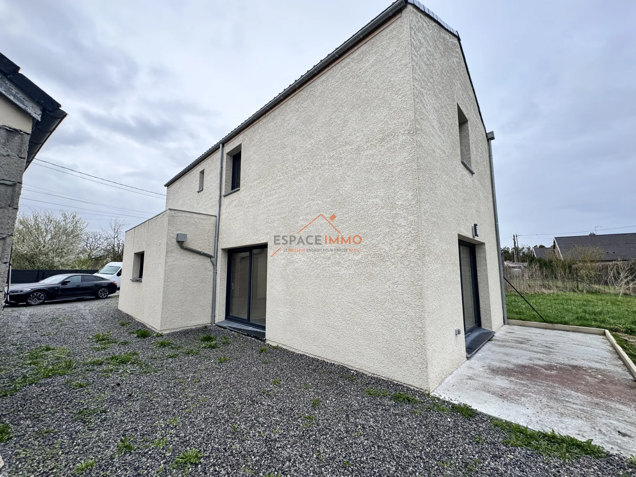 Pavillon individuel récent à Wallers - Maison moderne avec jardin et terrasse 
