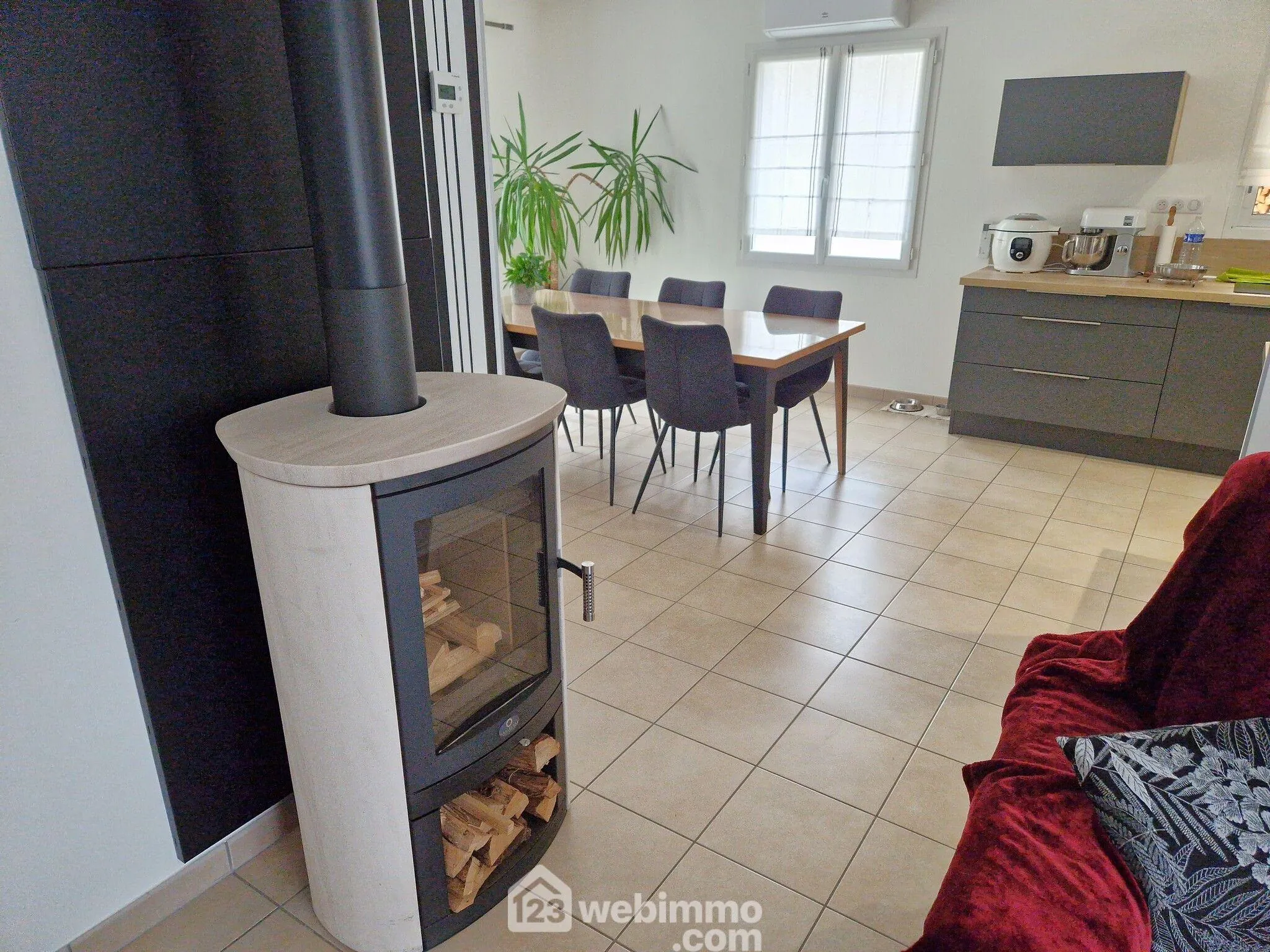 Charmante maison de plain-pied avec dépendances à La Roche-sur-Yon 