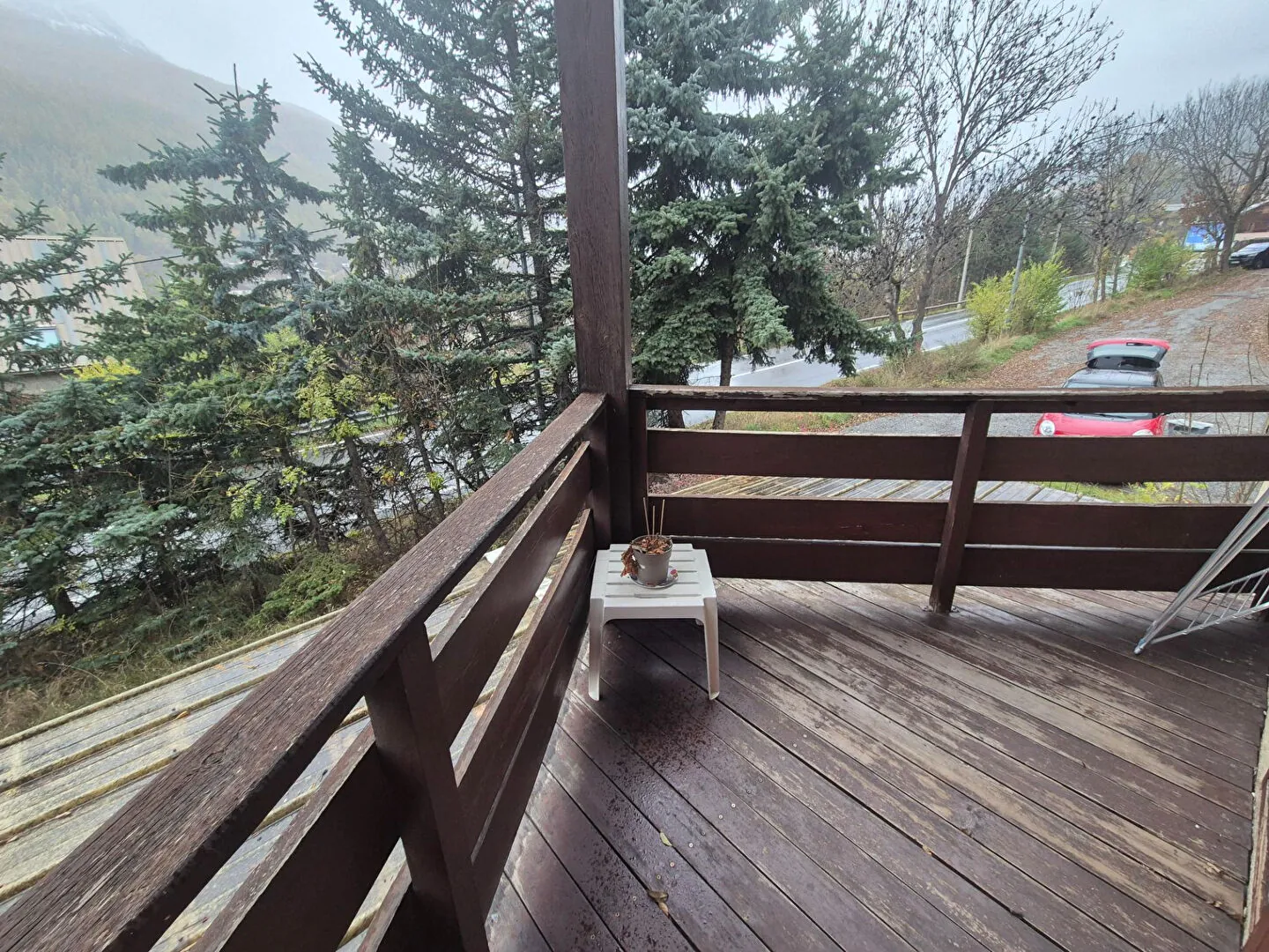 Appartement T2 à vendre à Briançon - Grand séjour, balcon, rénové, idéal investisseurs