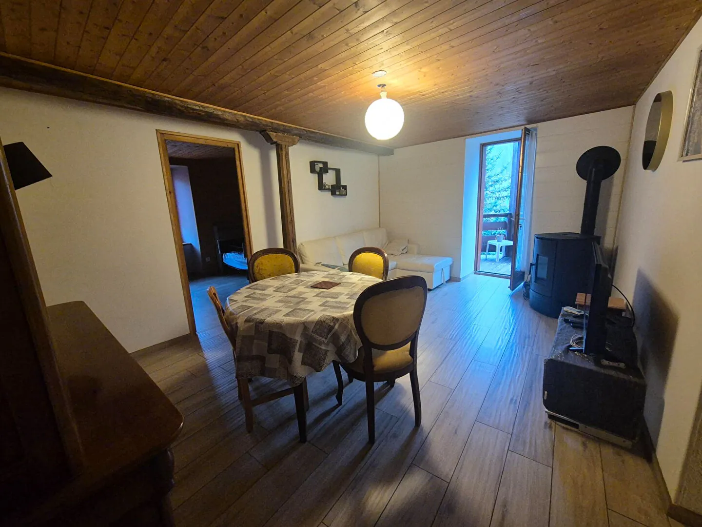 Appartement T2 à vendre à Briançon - Confort et potentiel d'investissement 