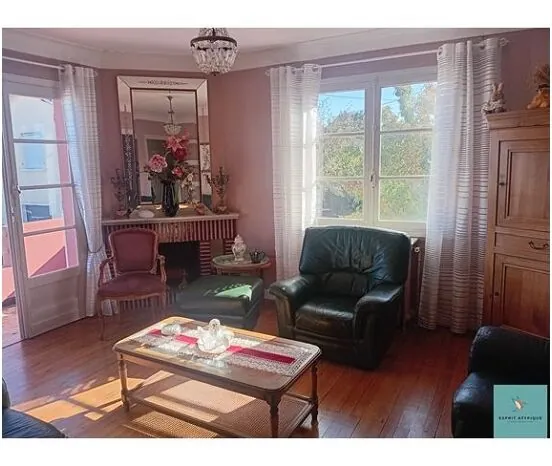 Maison 5 chambres à Mont-de-Marsan avec grand terrain et potentiel division 