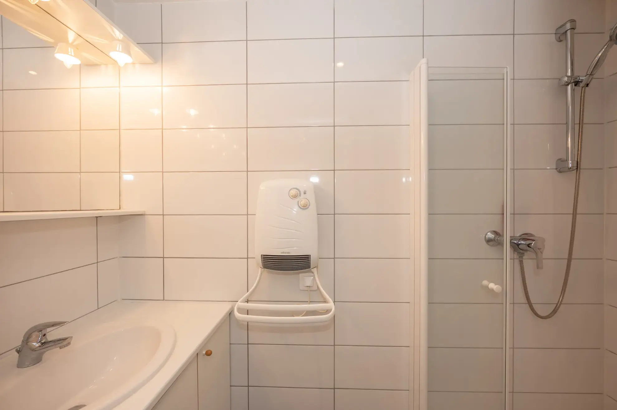 Studio rénové en centre-ville de Pontarlier proche commodités 