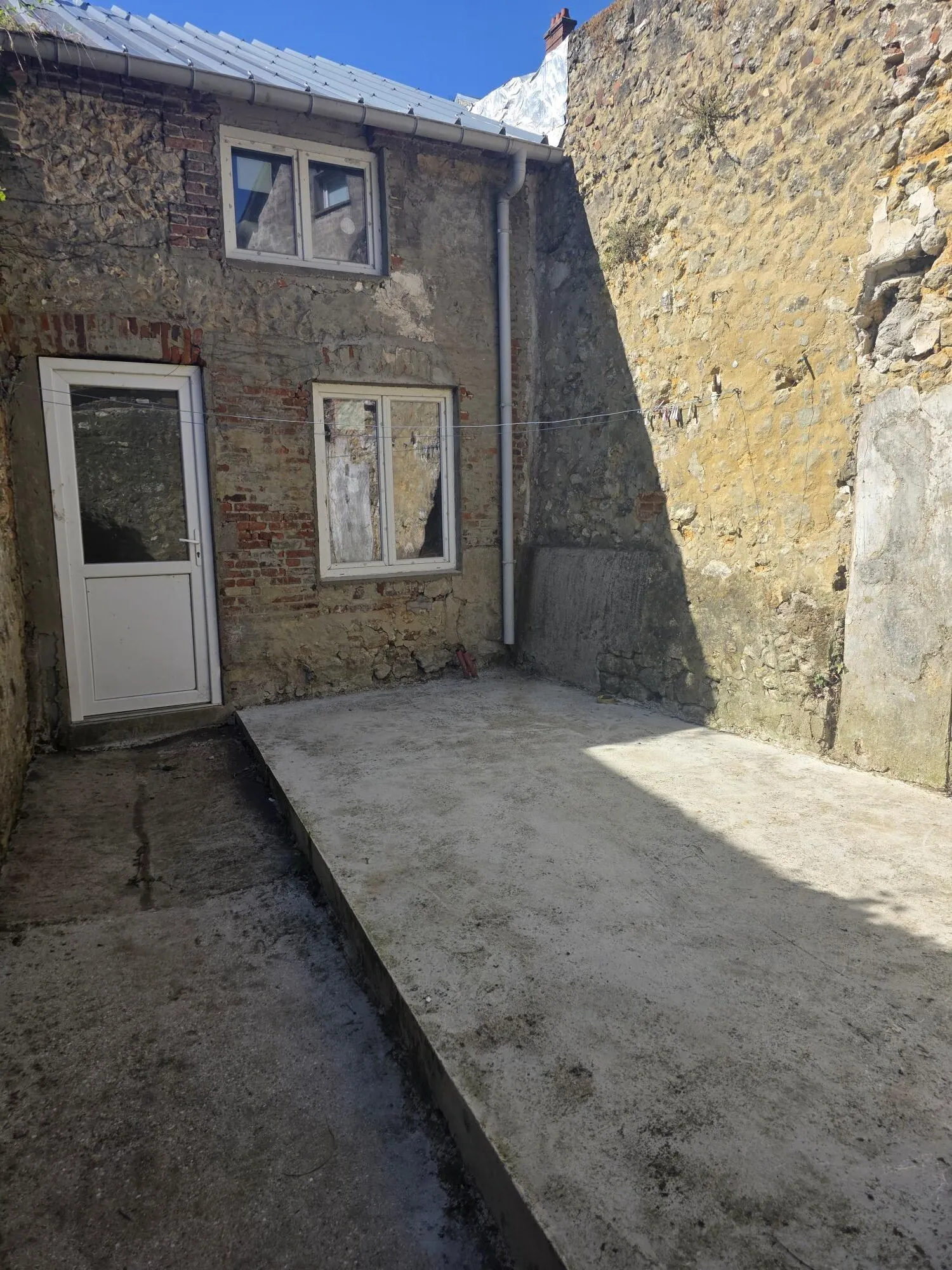 Maison à Fécamp en Centre-ville avec 2 chambres dont une de plain-pied 