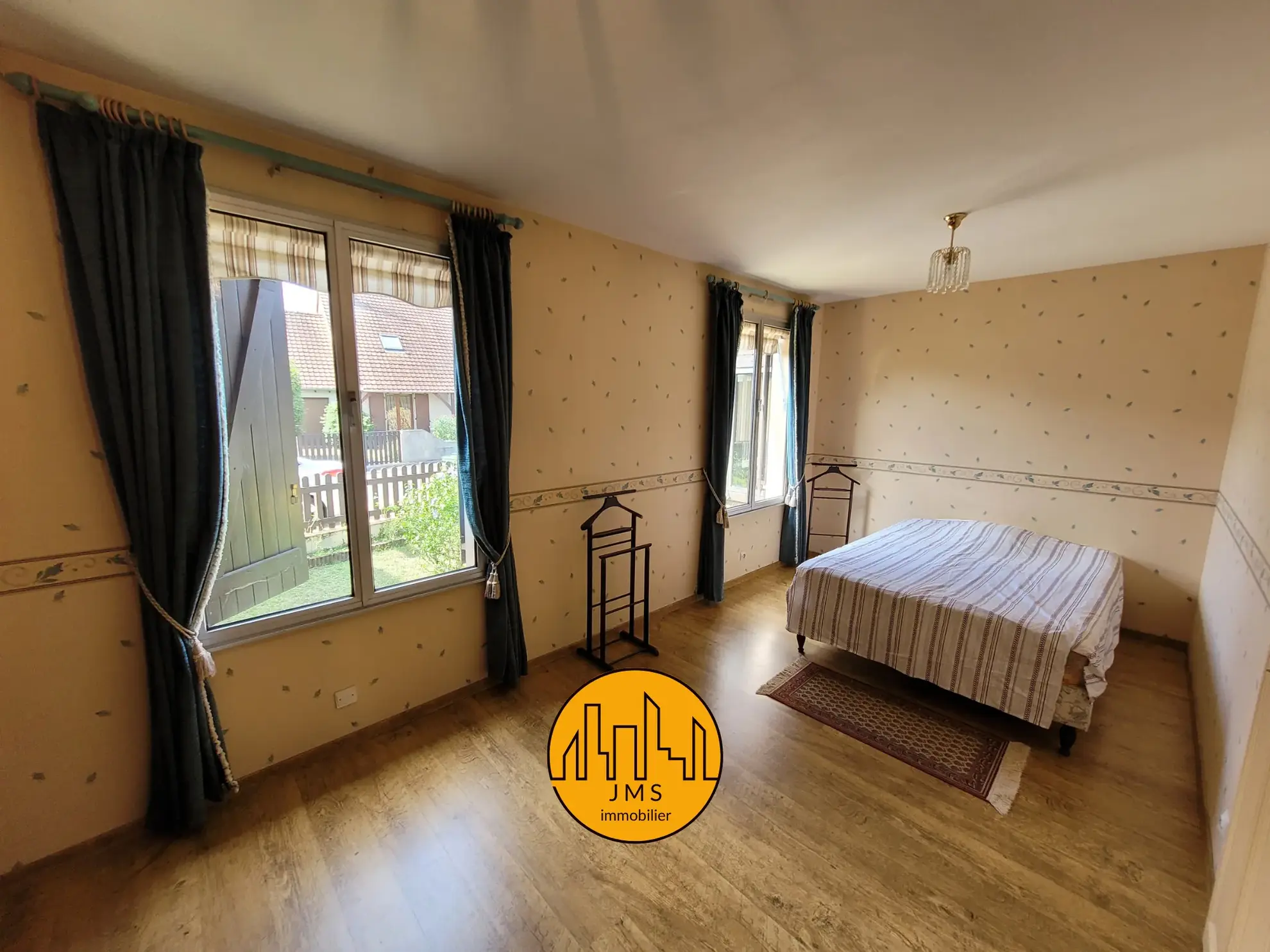 Maison à Yzeure avec jardin, garage et véranda climatisée - Opportunité à saisir 