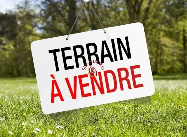 Terrain constructible de 509 m² à Tautavel avec vue dégagée et exposition plein sud 