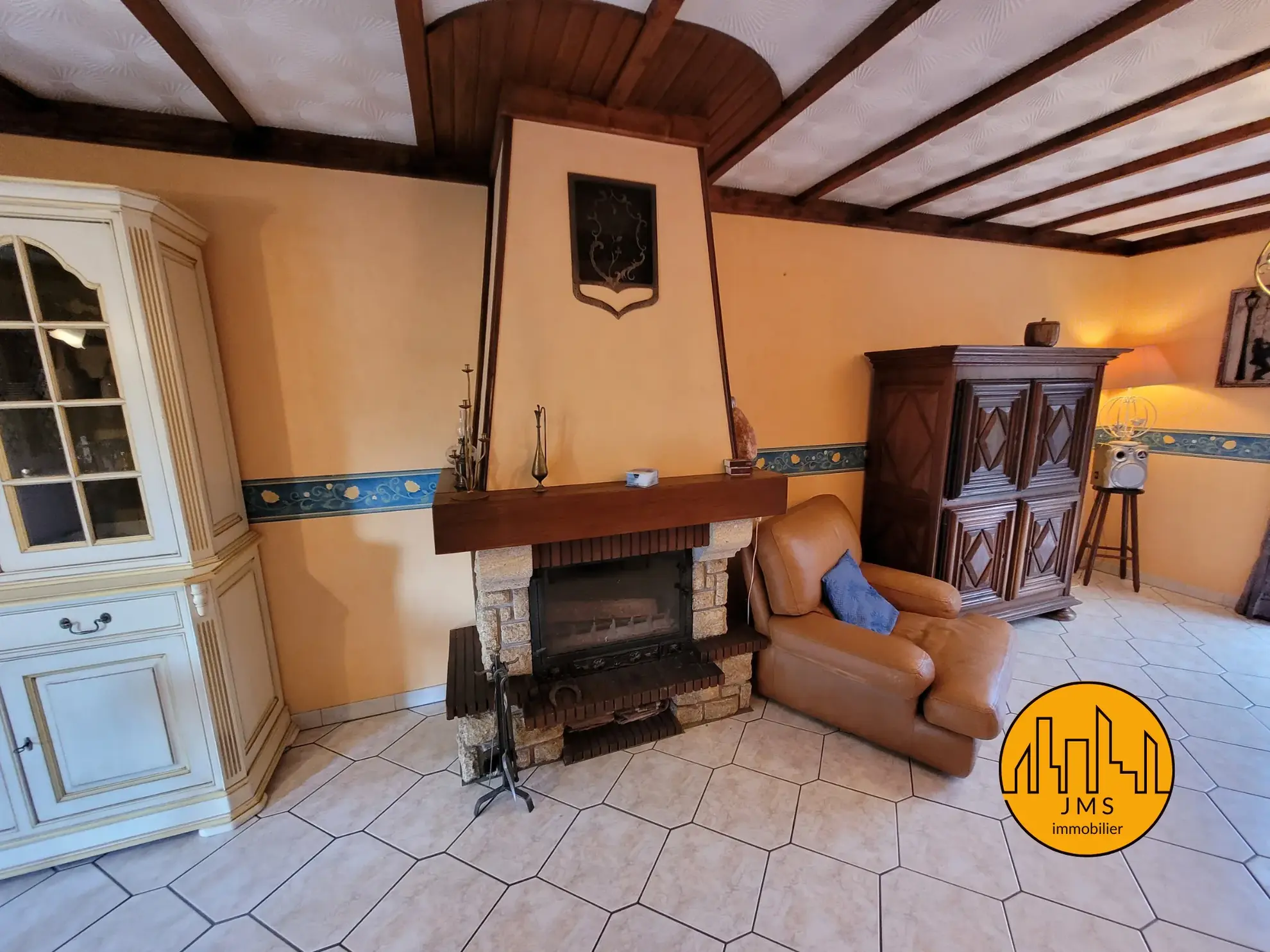 Maison à Yzeure avec jardin, garage et véranda climatisée - Opportunité à saisir 