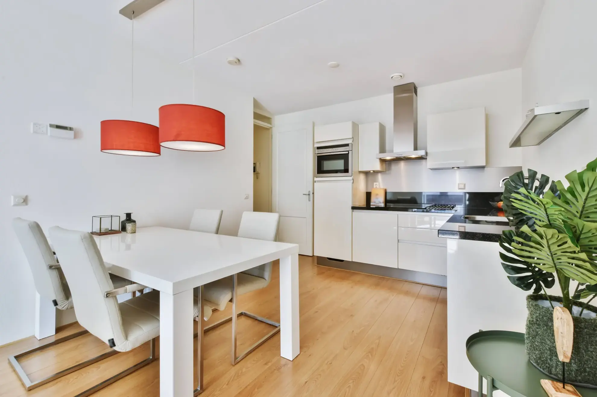 Studio élégant de 26,4 m² à Courbevoie, résidence haut de gamme proche du Marché Marceau 