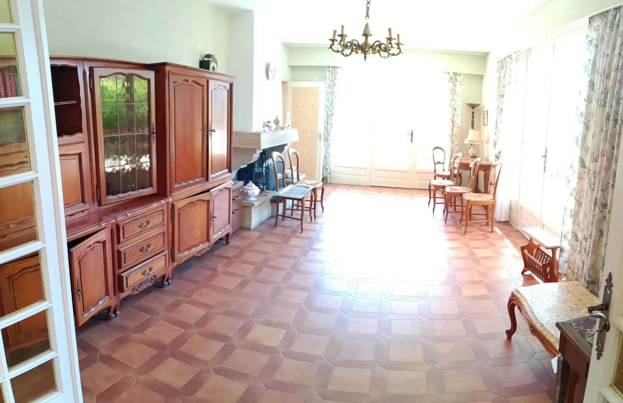 Belle maison avec vue panoramique à Monbran, 240m², 4 chambres, jardin et garage proche d'Agen 