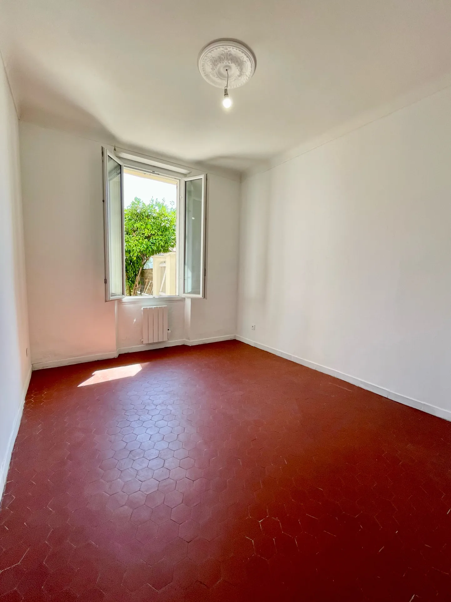 Appartement 2/3 pièces avec jardin privé au Cannet - Pas de charges 