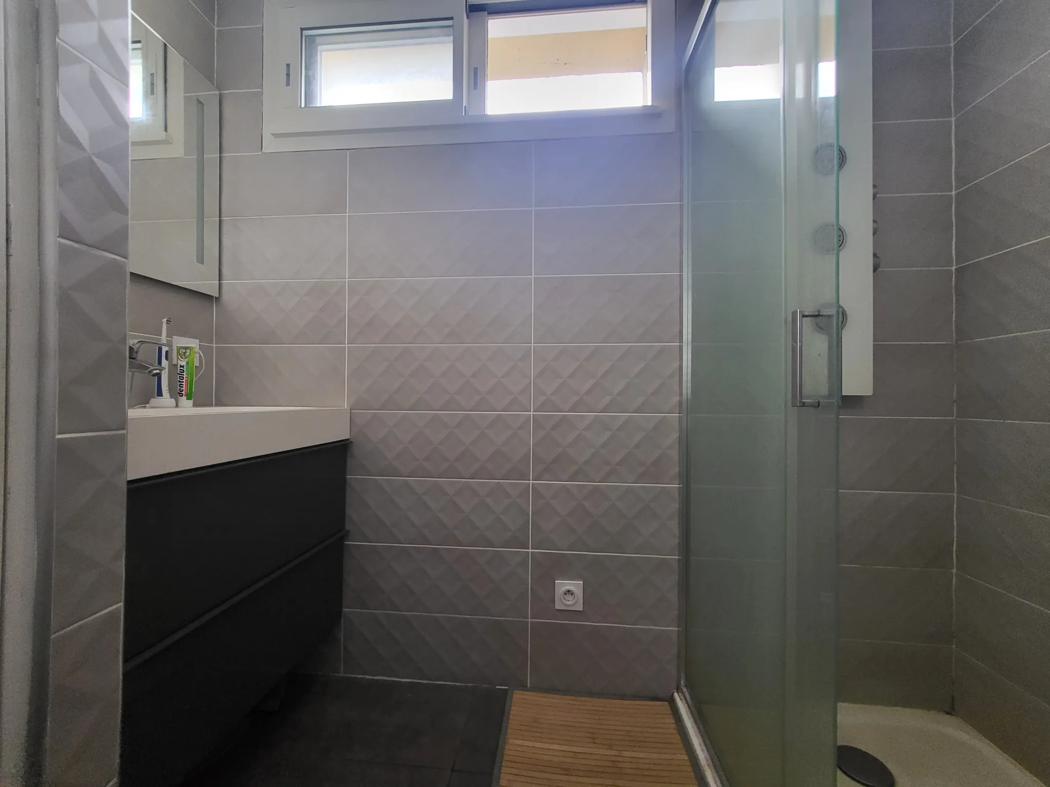 Maison à vendre à Aubière de 93 m² avec jardin clos et 3 niveaux 