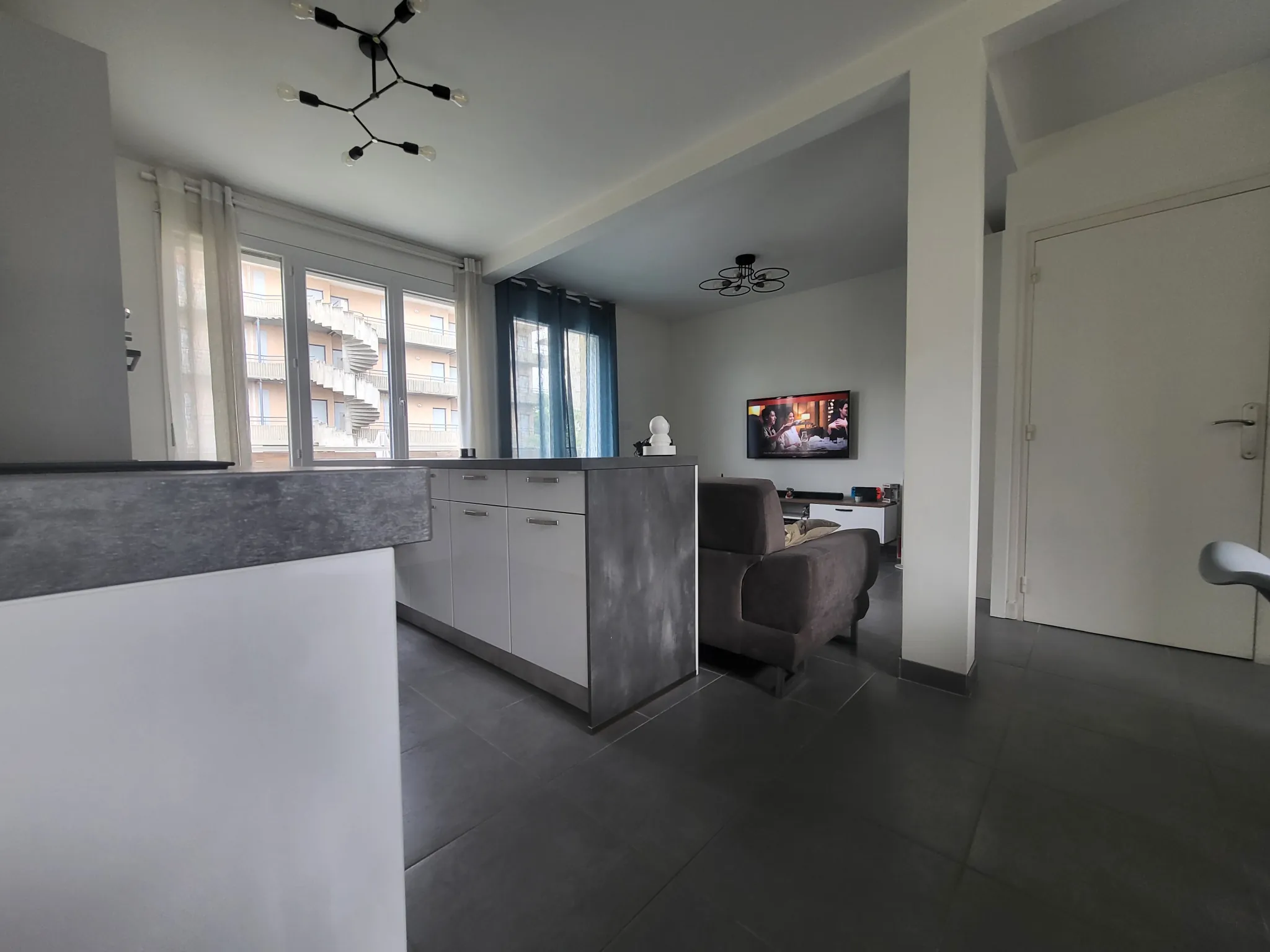 Maison à vendre à Aubière de 93 m² avec jardin clos et 3 niveaux 