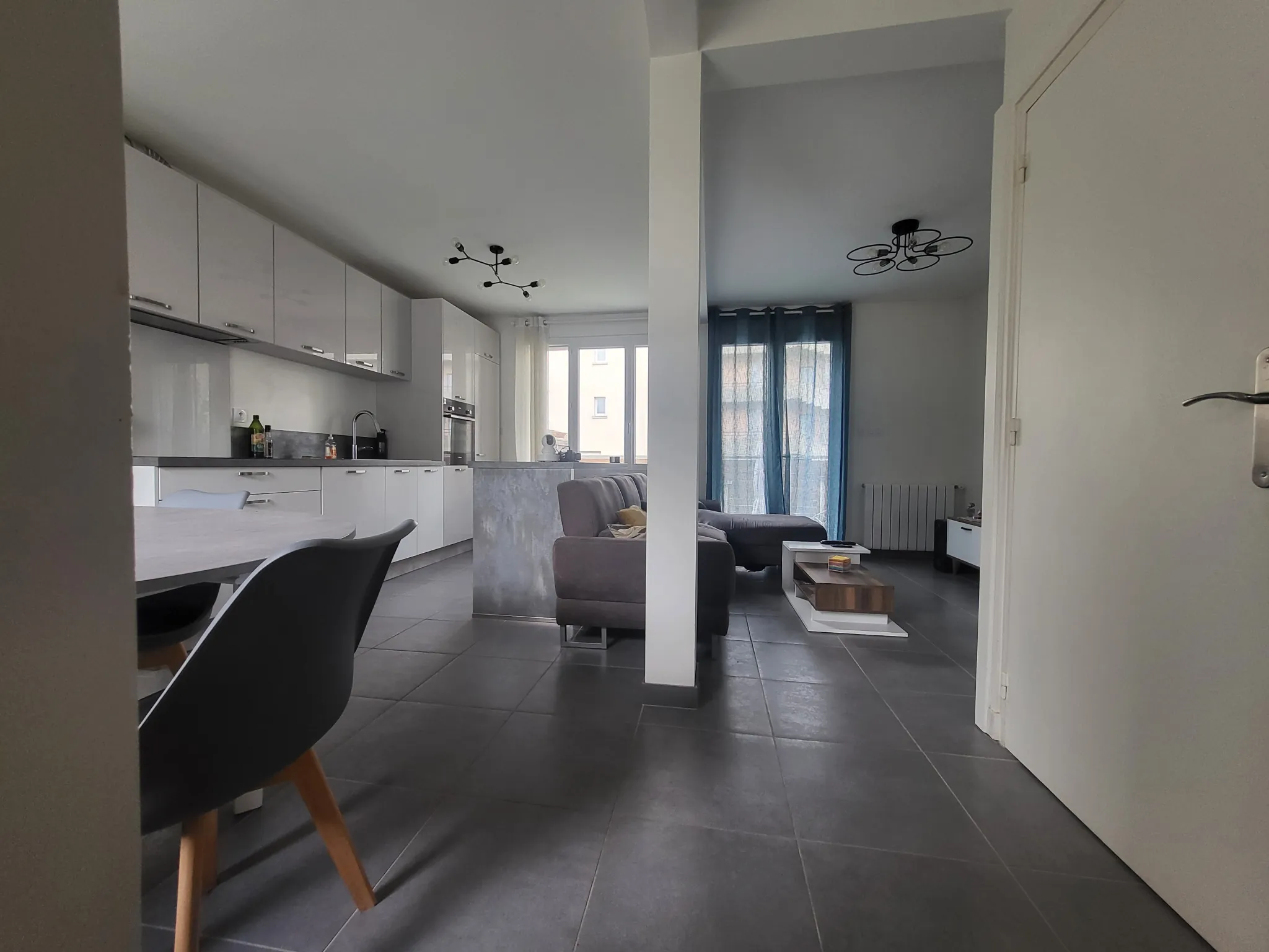 Maison à vendre à Aubière de 93 m² avec jardin clos et 3 niveaux 