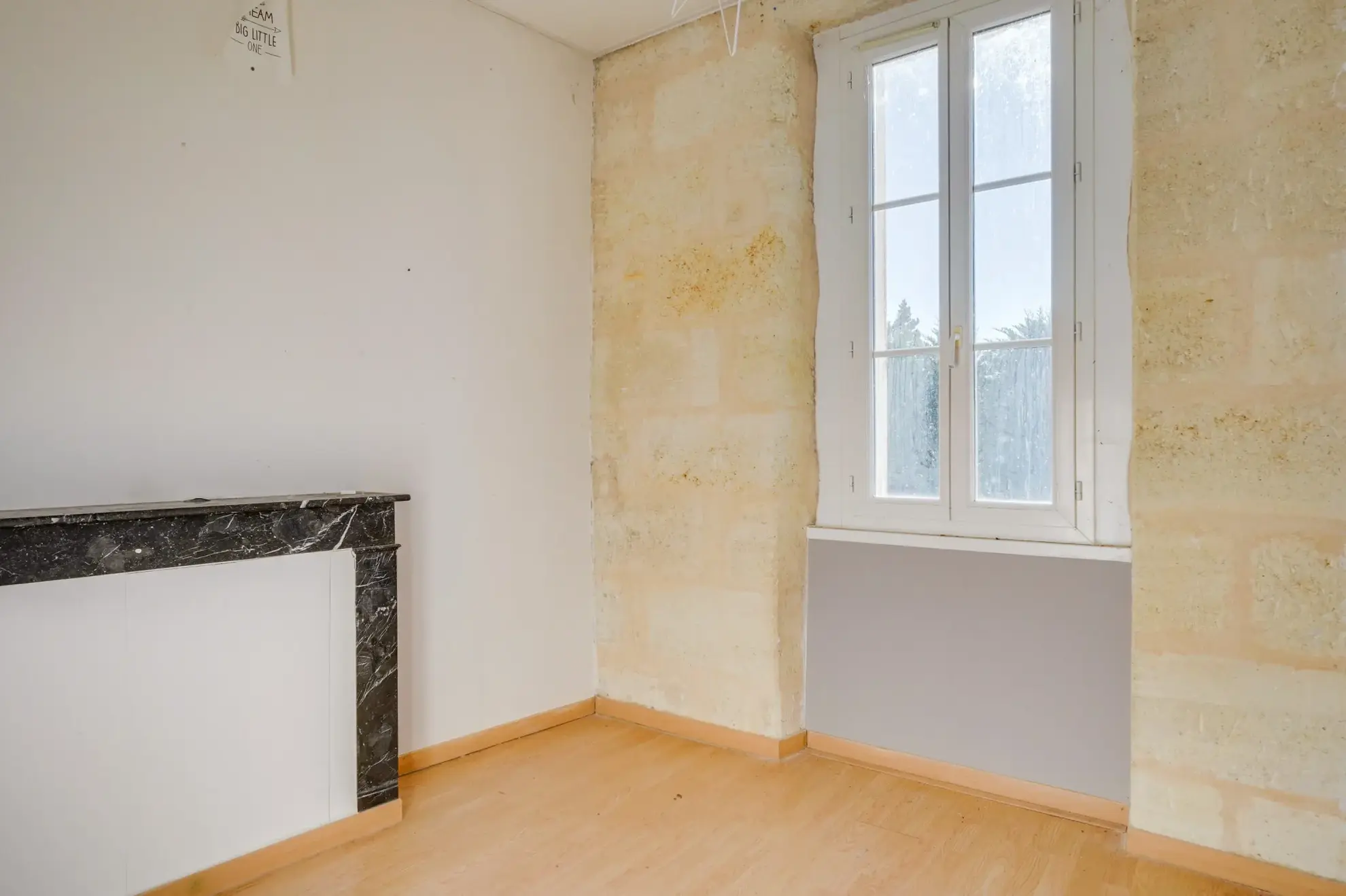 Charmante maison en pierre à Salignac – 108m², 3 chambres, garage, secteur recherché 