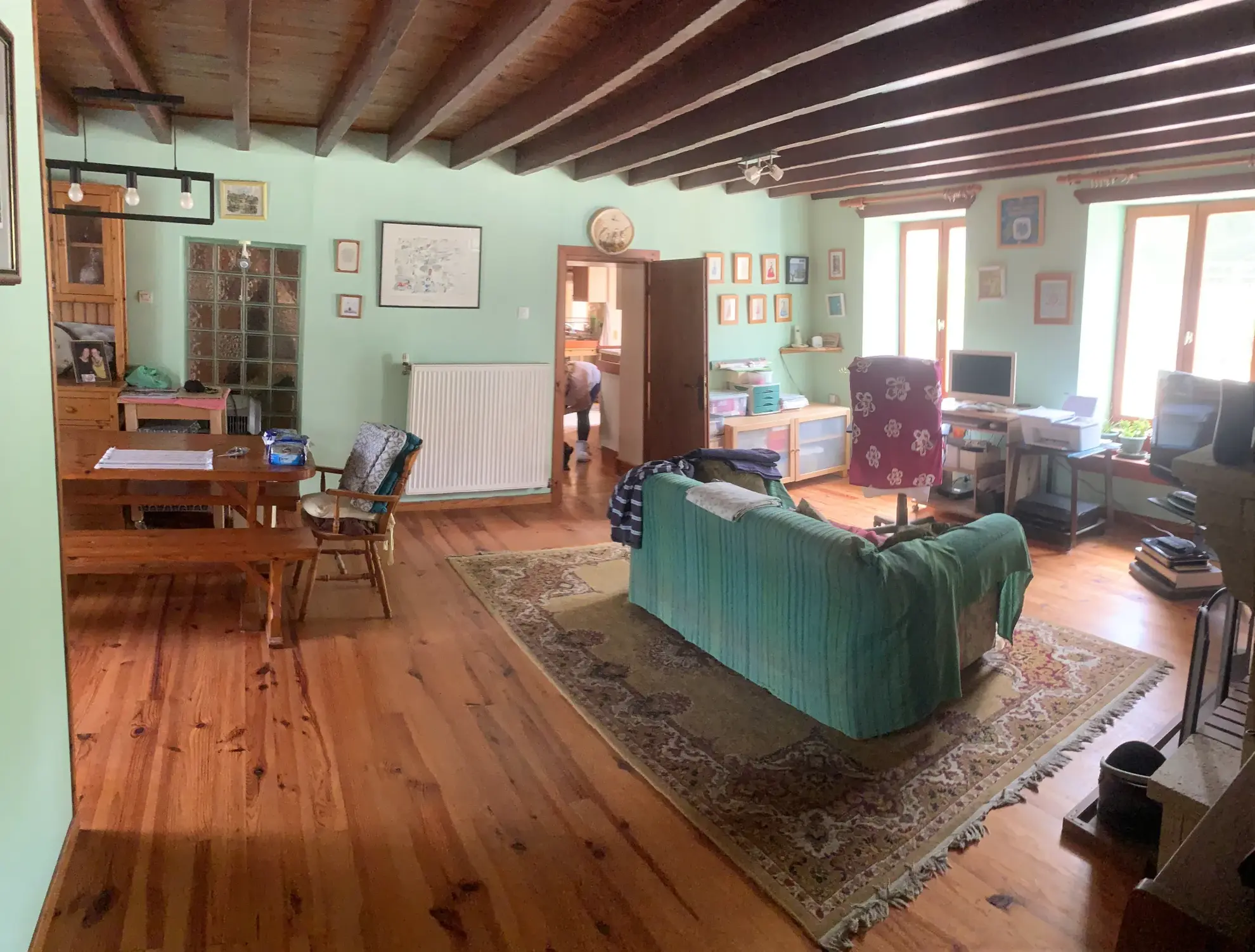 Grande propriété de 350 m² avec 3 maisons et dépendances à Néré (17510) 