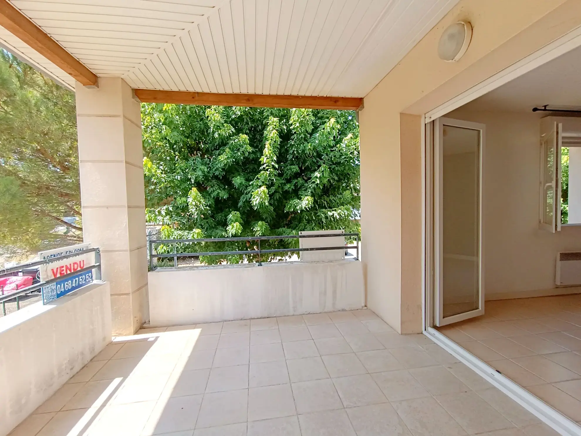 Appartement T2 de 47 m2 avec terrasse dans résidence sécurisée à Carcassonne 