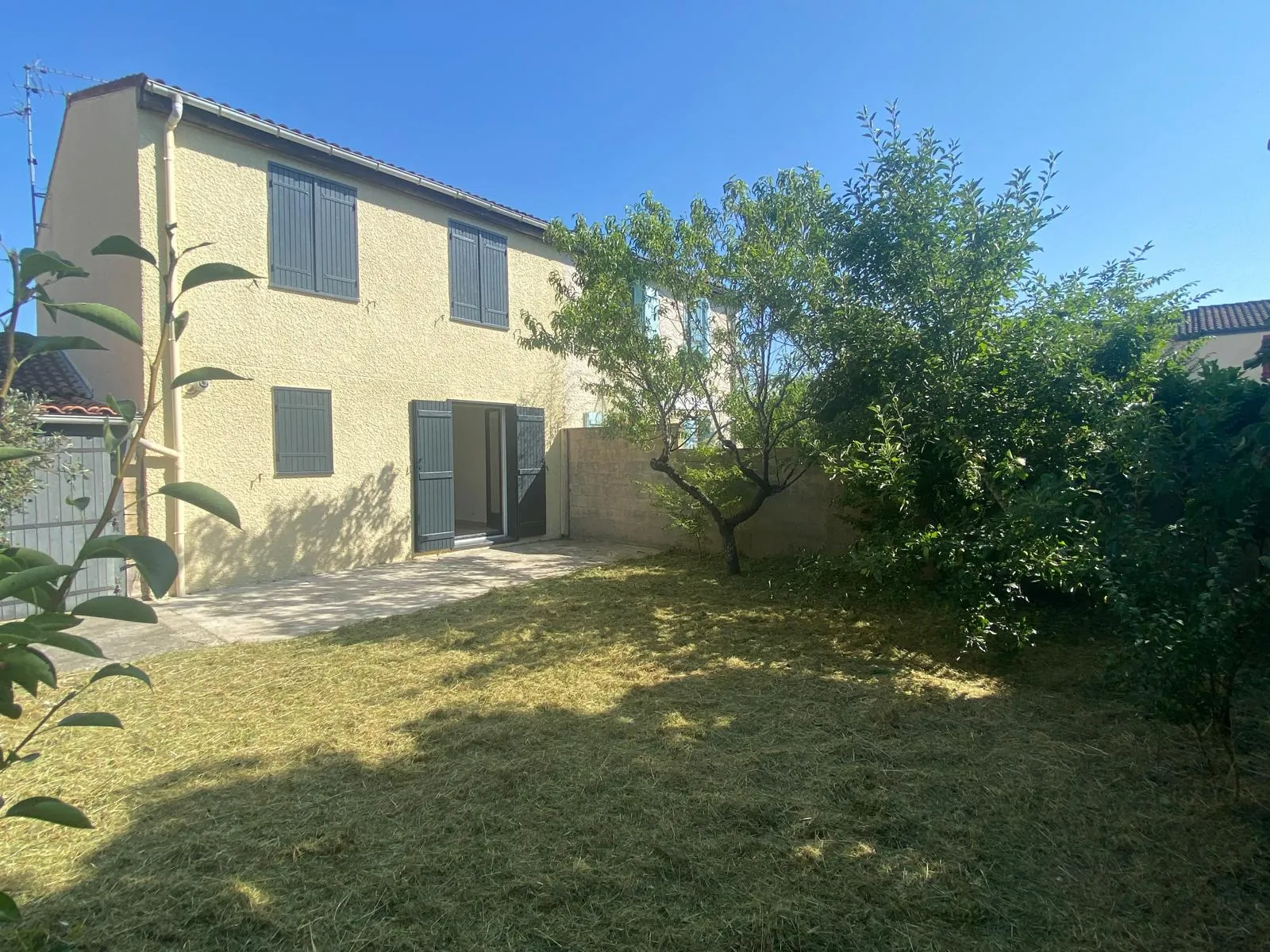 Maison T4 à vendre à Tournefeuille avec garage et jardin, emplacement privilégié 