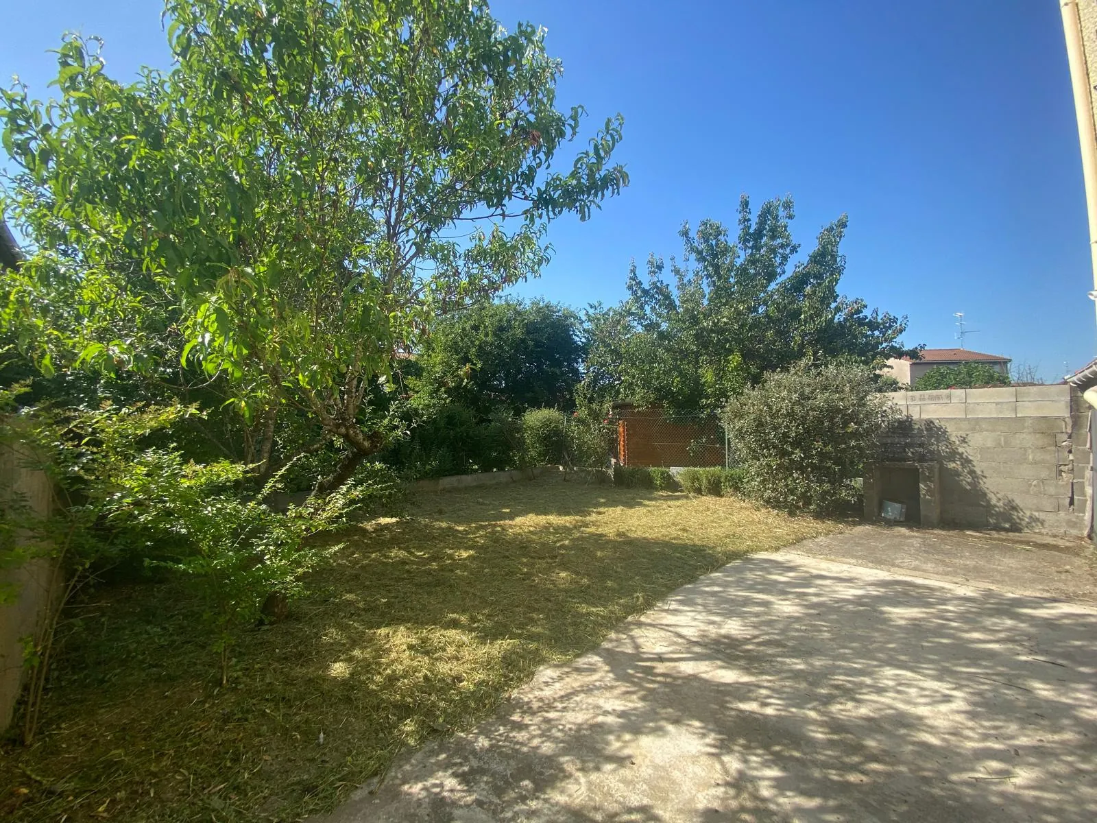 Maison T4 à vendre à Tournefeuille avec garage et jardin, emplacement privilégié 