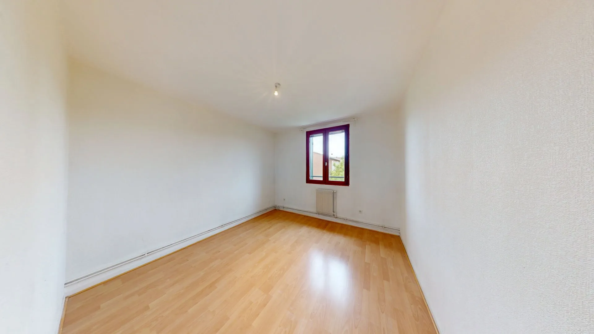 Maison T4 à vendre à Tournefeuille avec garage et jardin, emplacement privilégié 