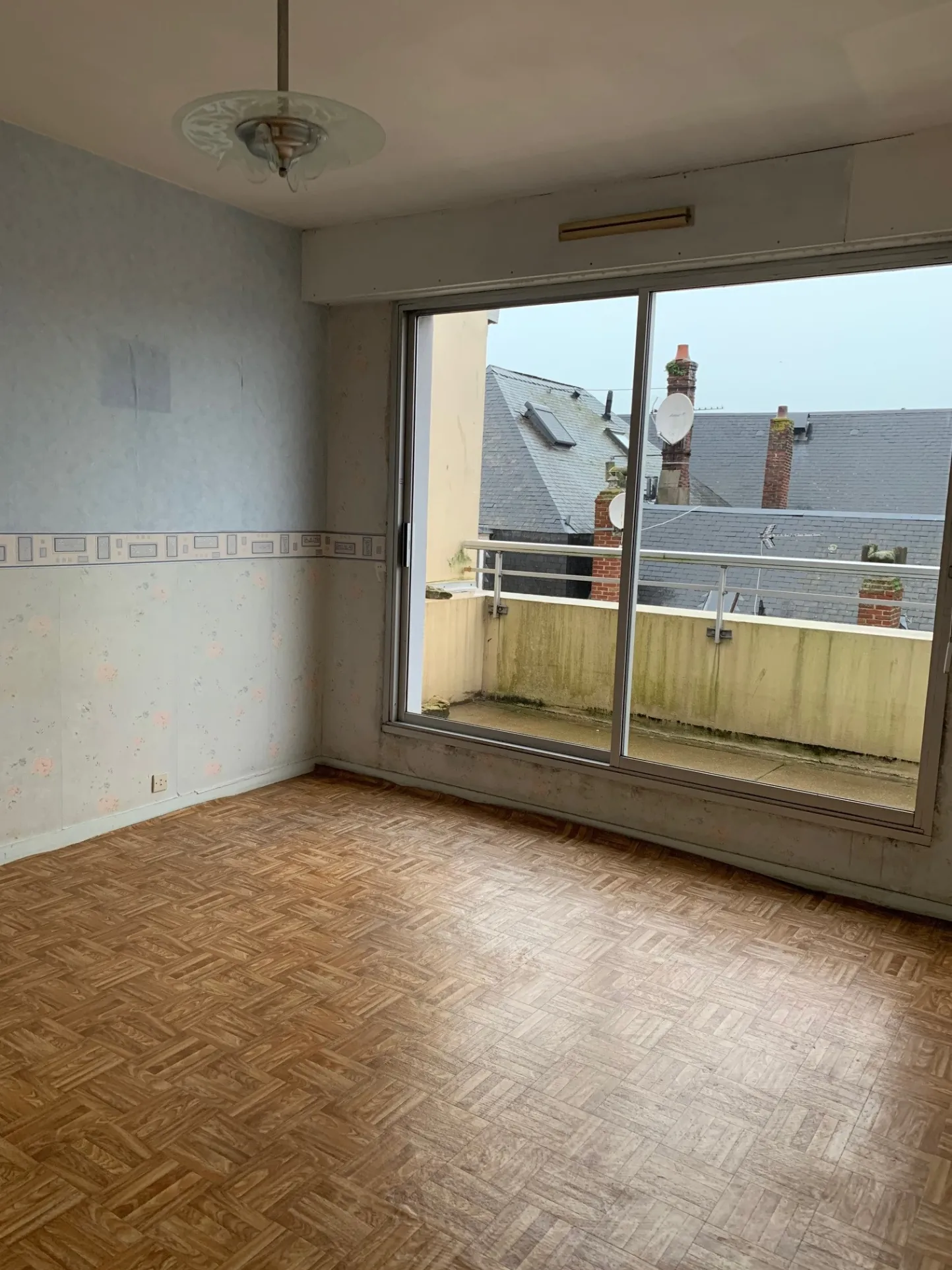 Appartement F2 avec terrasse et ascenseur à vendre à Dieppe 