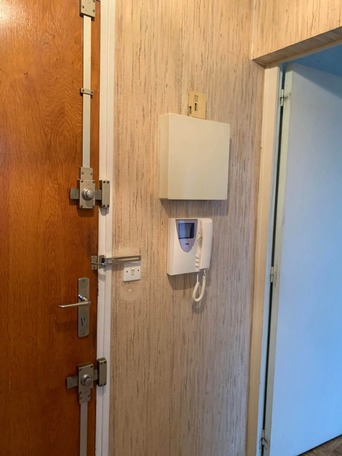 Appartement F2 avec terrasse et ascenseur à vendre à Dieppe 