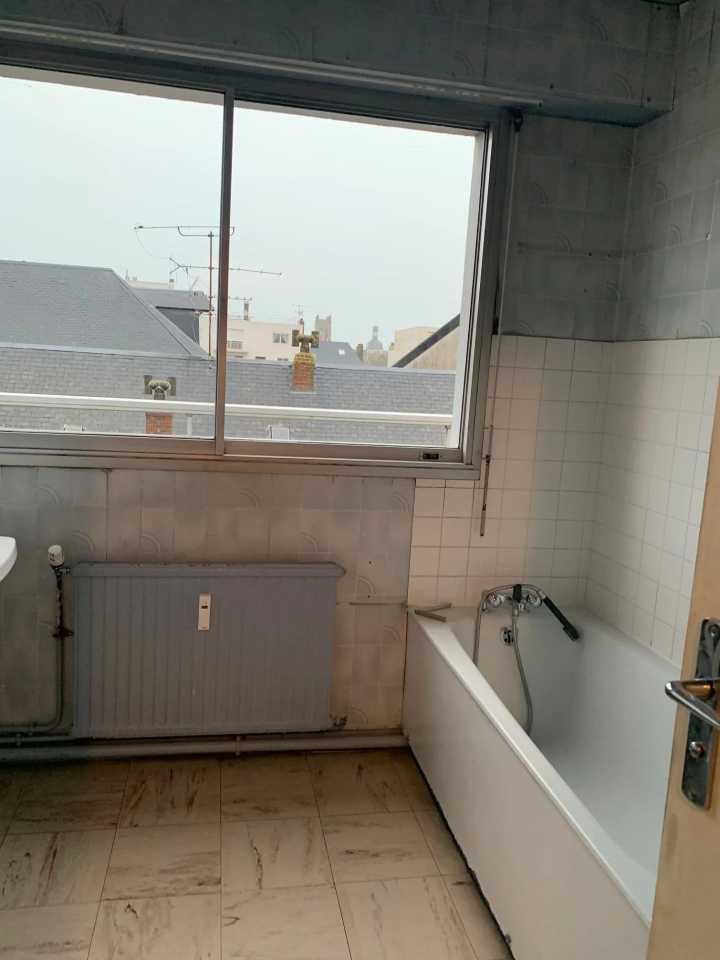 Appartement F2 avec terrasse et ascenseur à vendre à Dieppe 