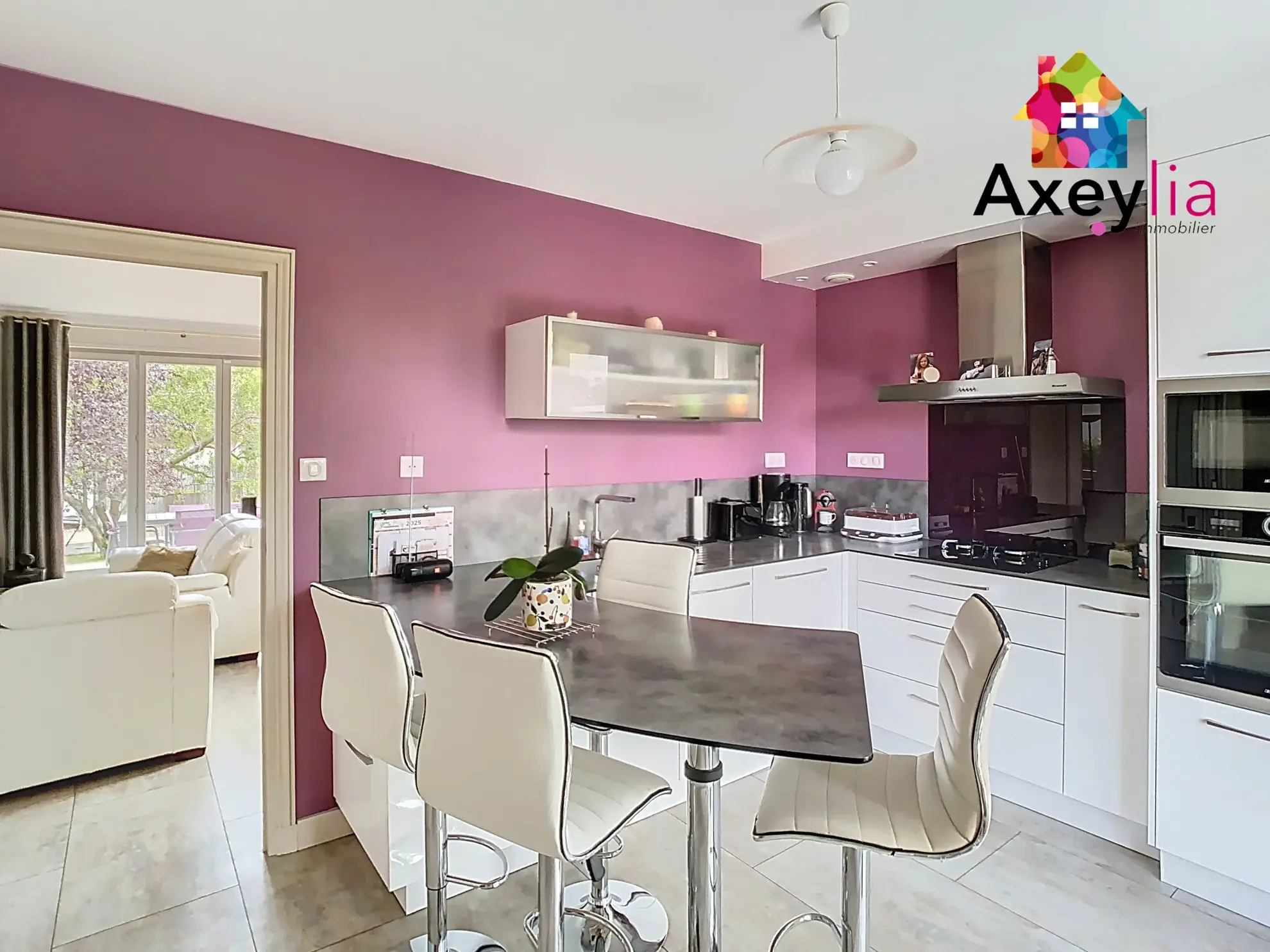 Maison à vendre à Villerest - Terrain de 800 m², 4 pièces, 3 chambres 