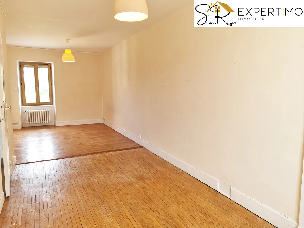 Maison avec studio indépendant et grand jardin à Evaux-les-Bains, 103 m² 