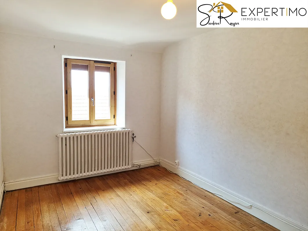 Maison avec studio indépendant et grand jardin à Evaux-les-Bains, 103 m² 