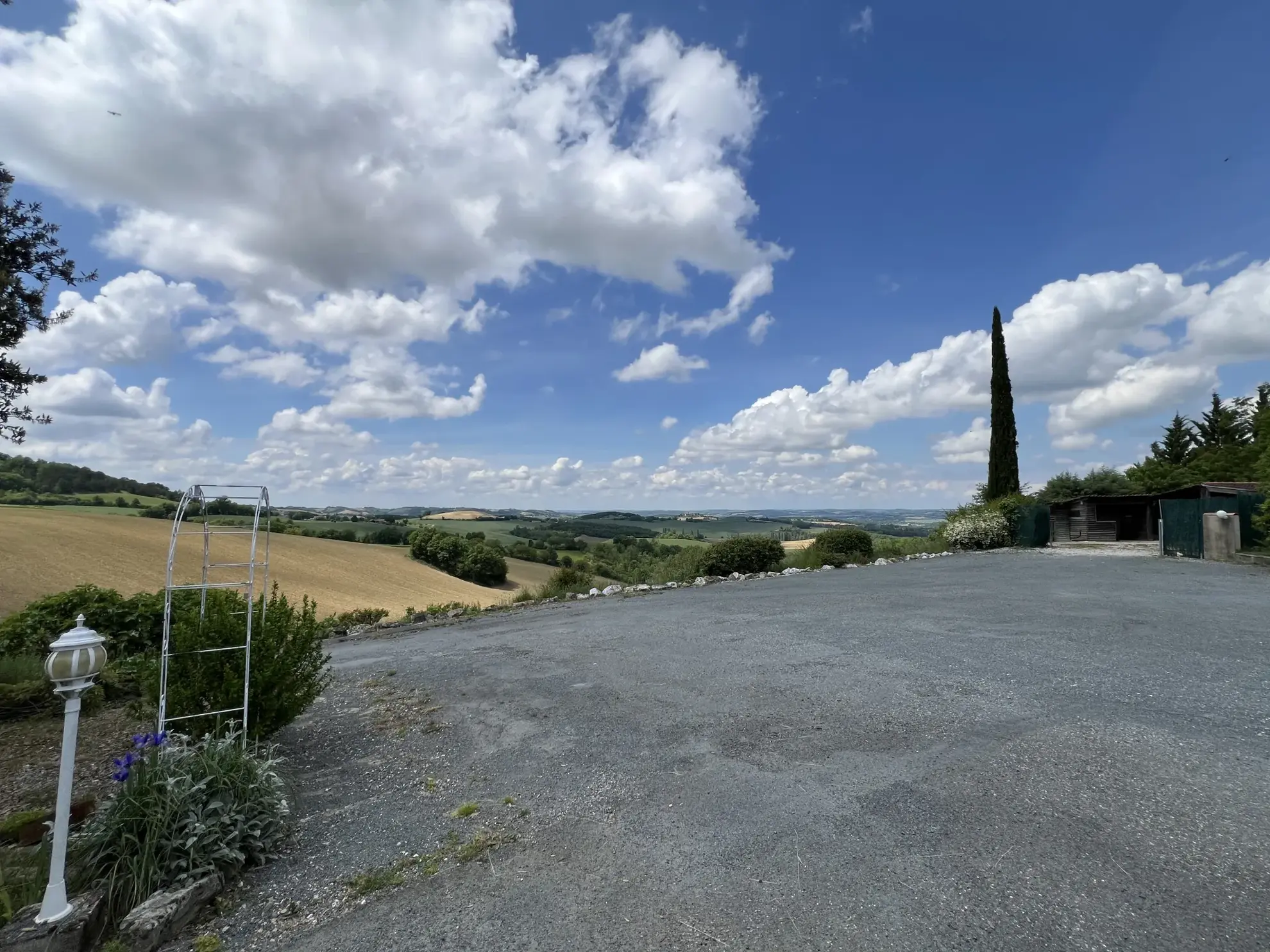Maison familiale 5 chambres à vendre à Saint Paul Cap de Joux, vue campagne 