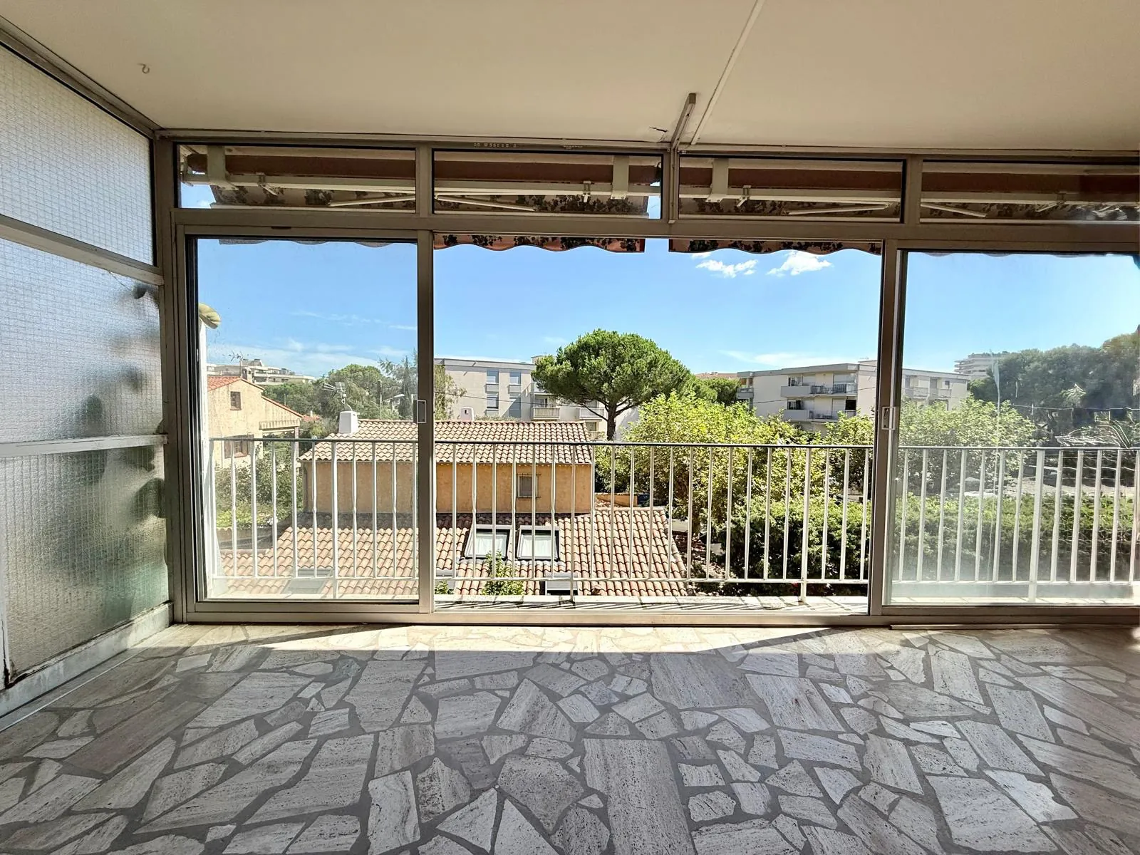 Appartement 3 pièces avec loggia sud à Fréjus-Plage - Excellent emplacement